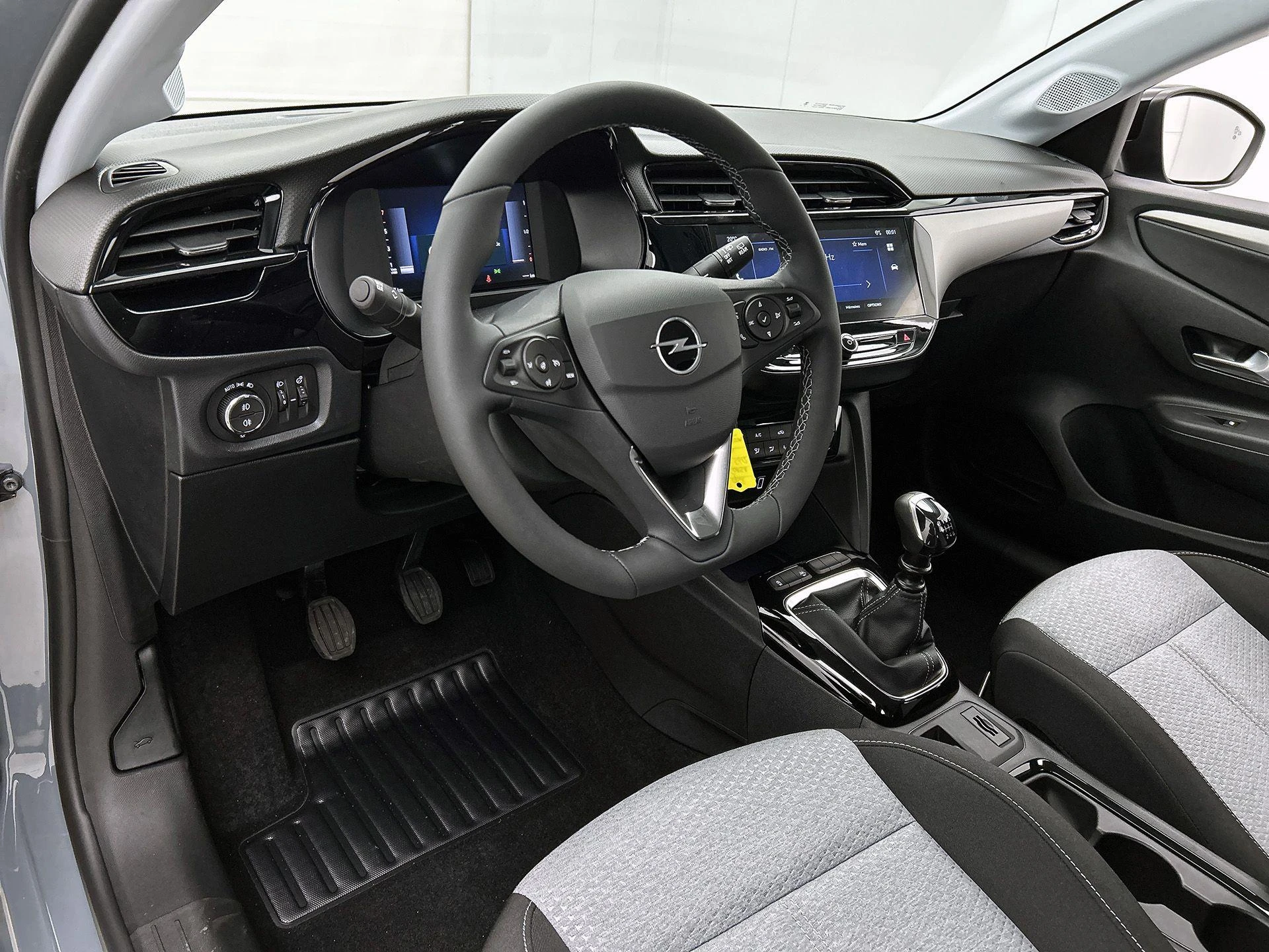 Opel-Corsa-image-20