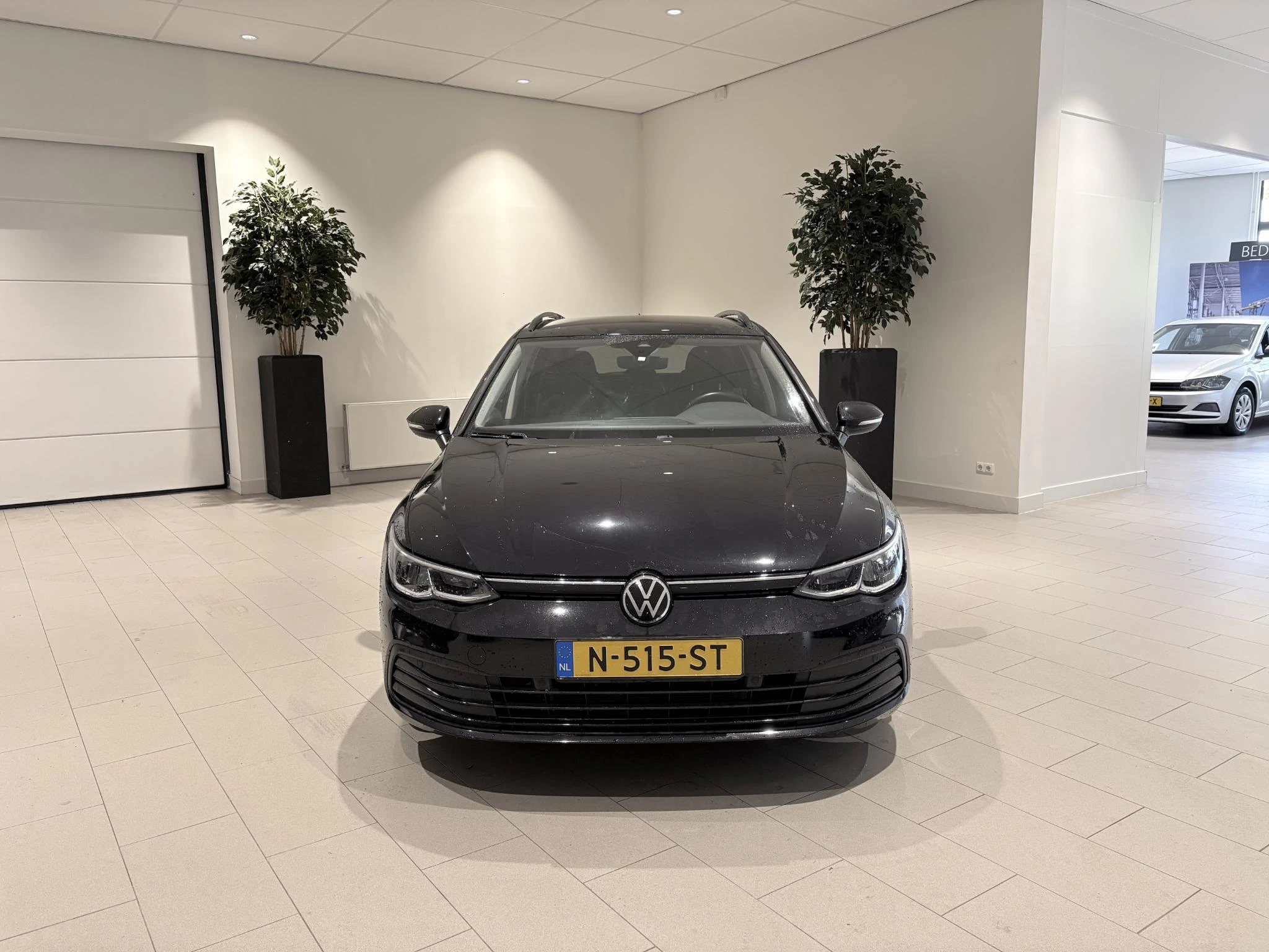 Volkswagen-Golf-image-7
