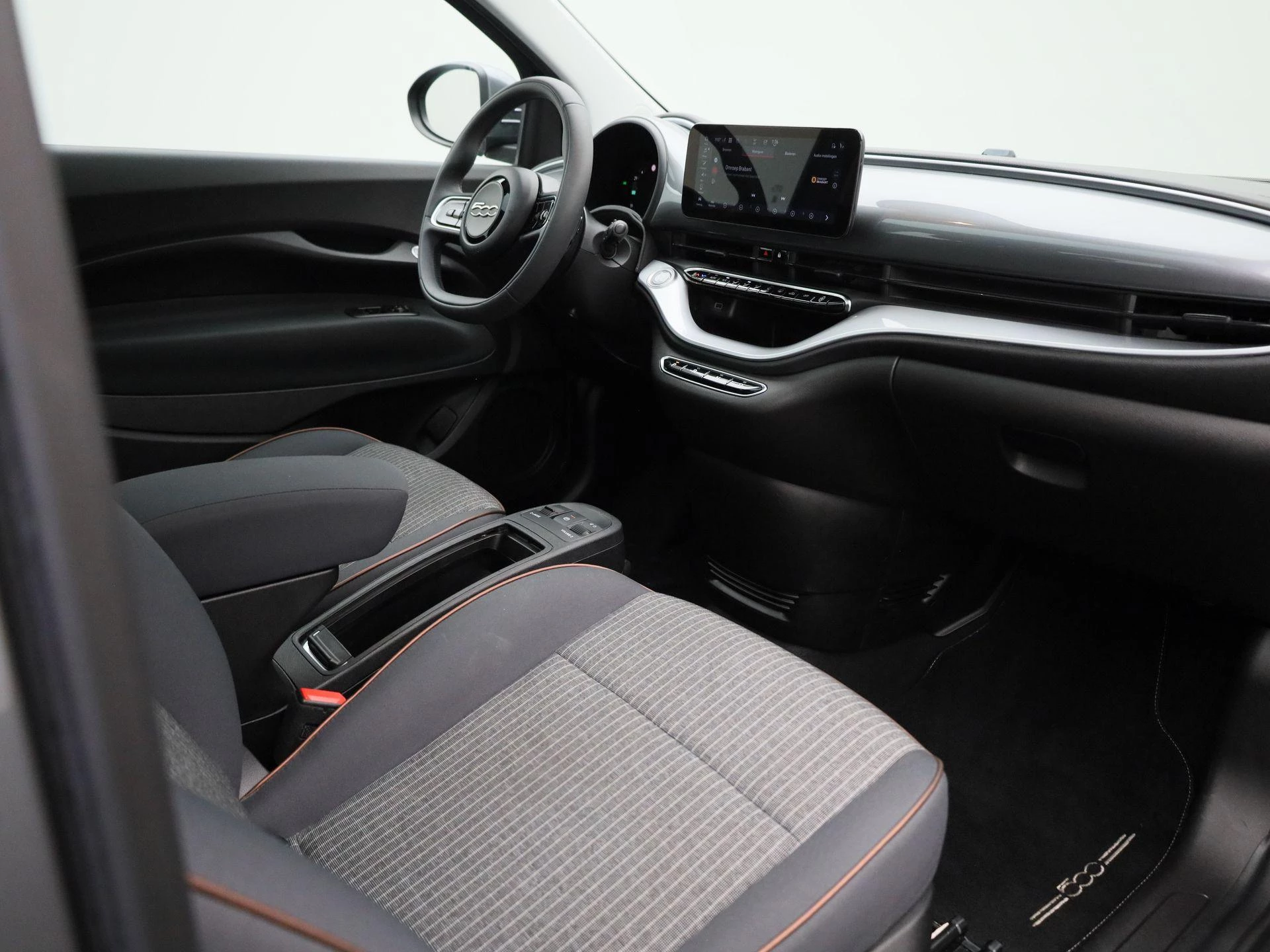 Fiat-500e-image-34