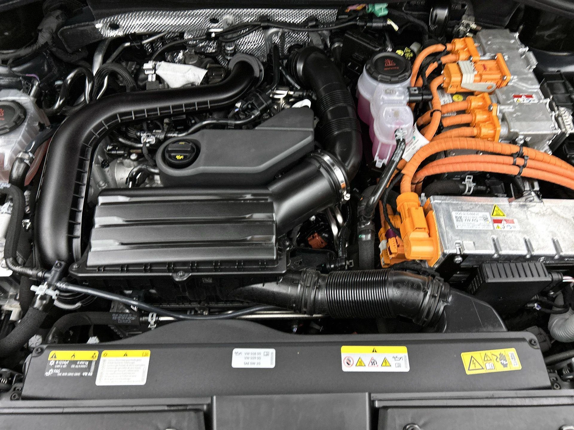 Volkswagen-Tayron-image-27