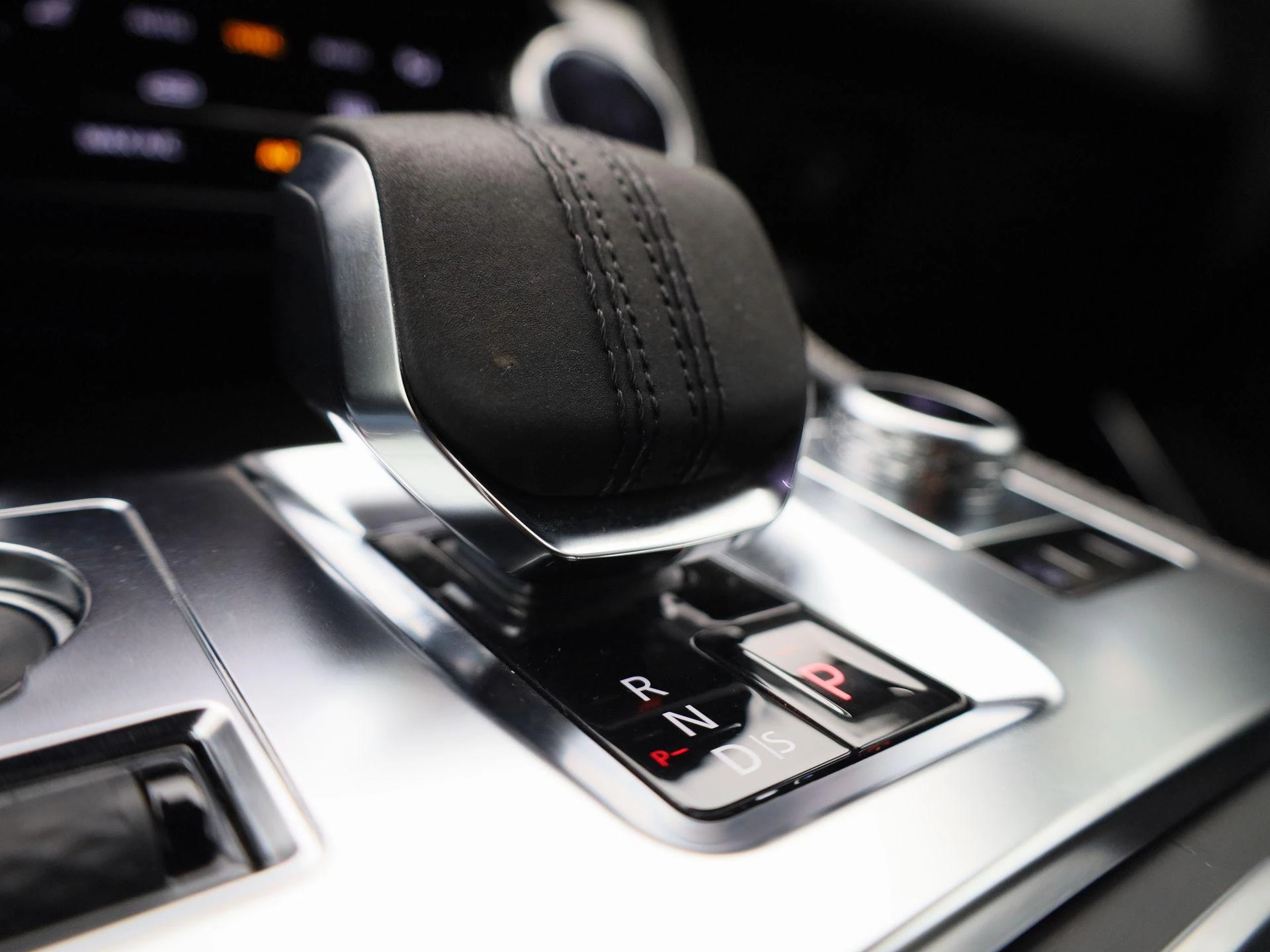 Jaguar F-PACE 2.0 P250 R-Dynamic SE
