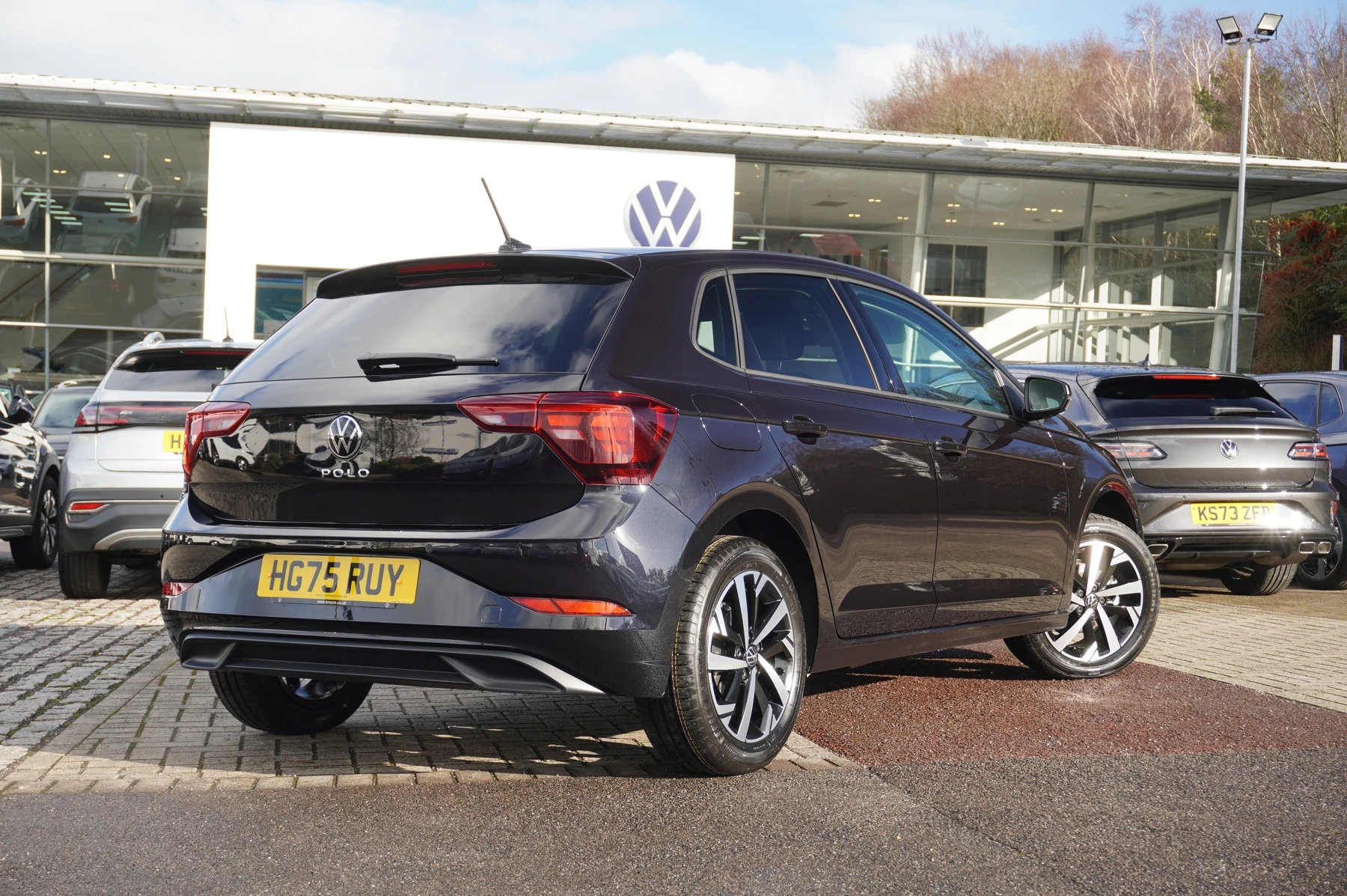Volkswagen-Polo-image-13