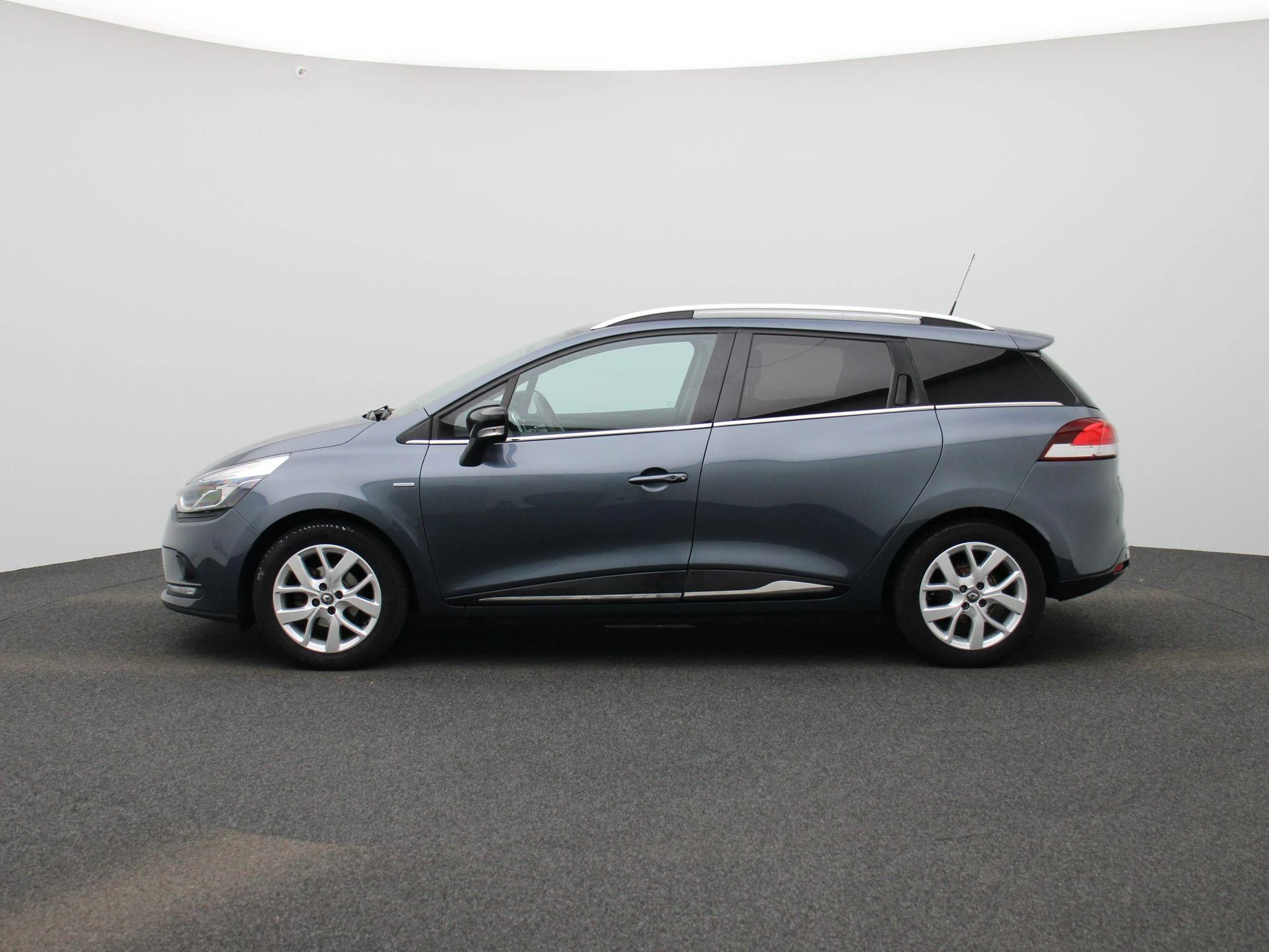 Renault-Clio-image-3