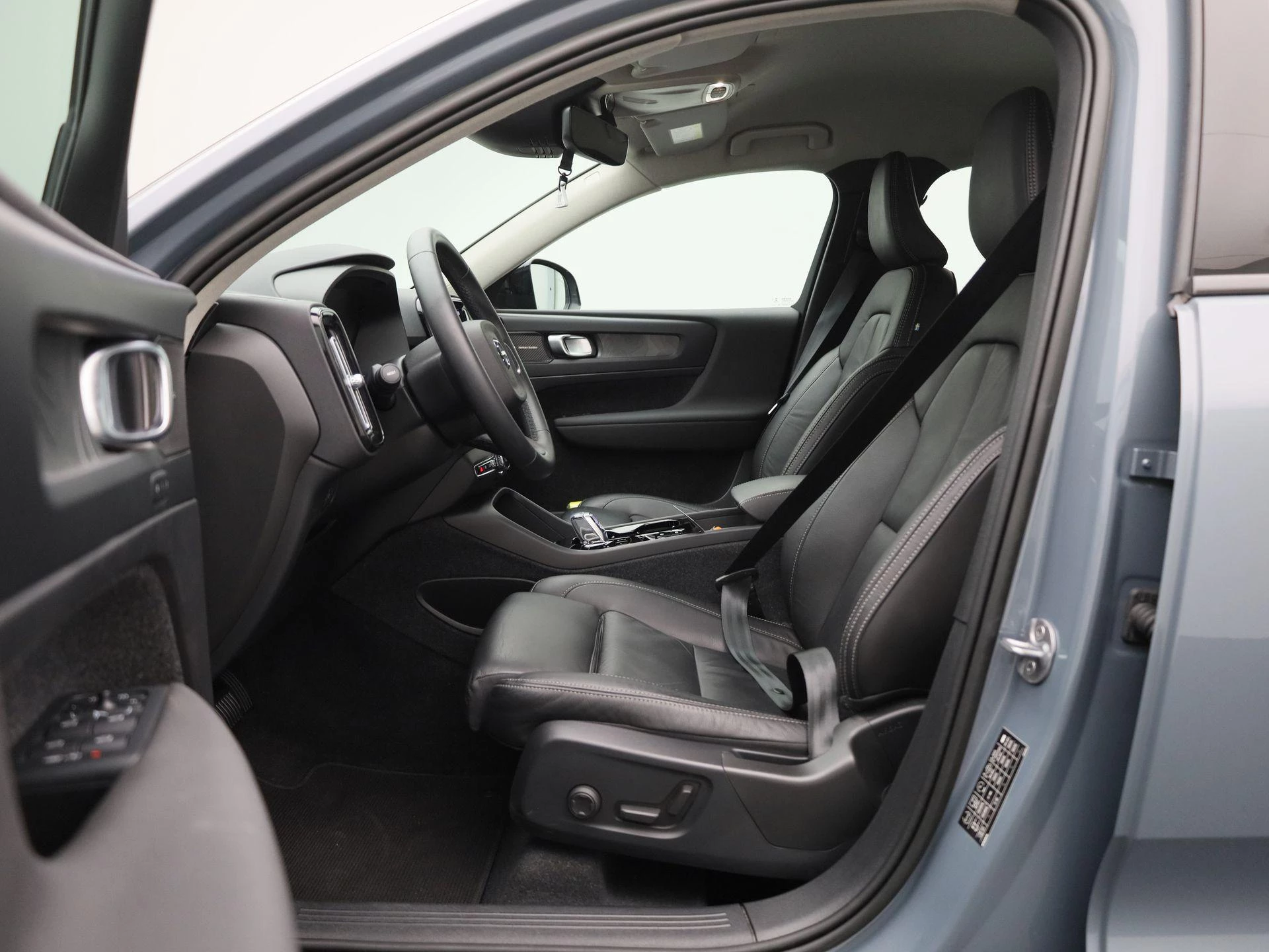 Volvo-XC40-image-10