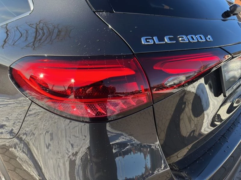 Mercedes-Benz-GLC-image-11