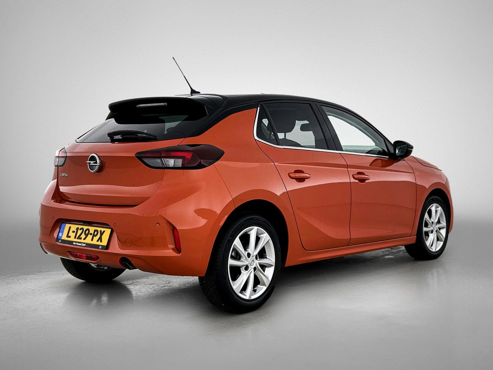 Opel-Corsa-image-3