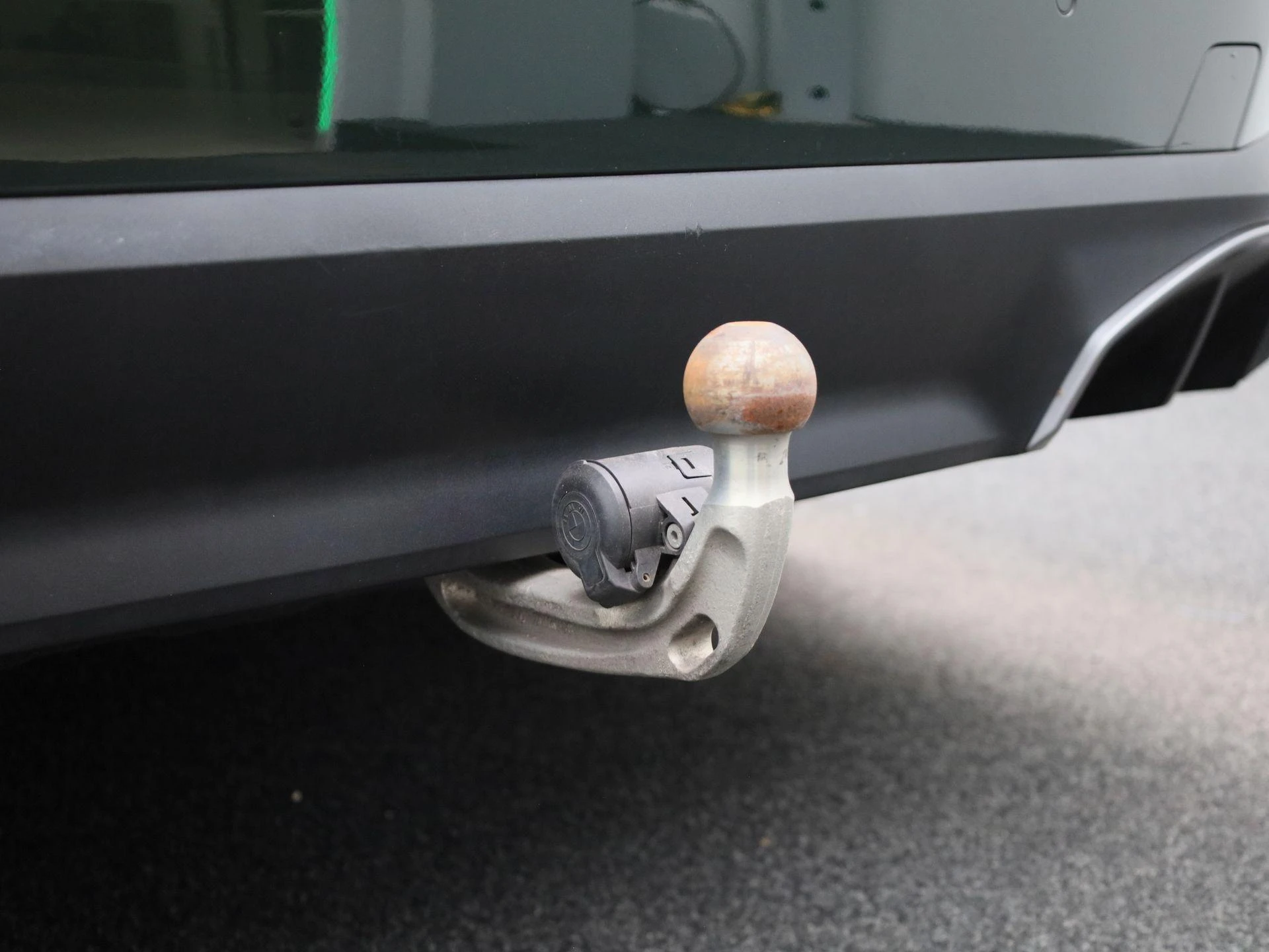 BMW-i4-image-15