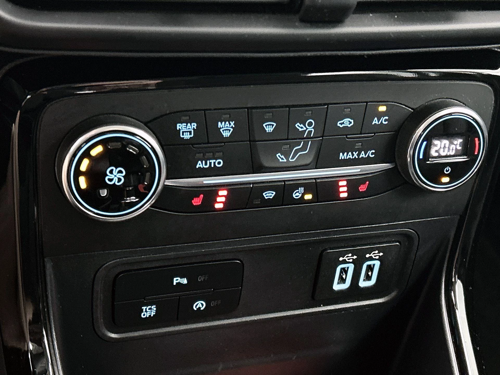 Ford-EcoSport-image-26
