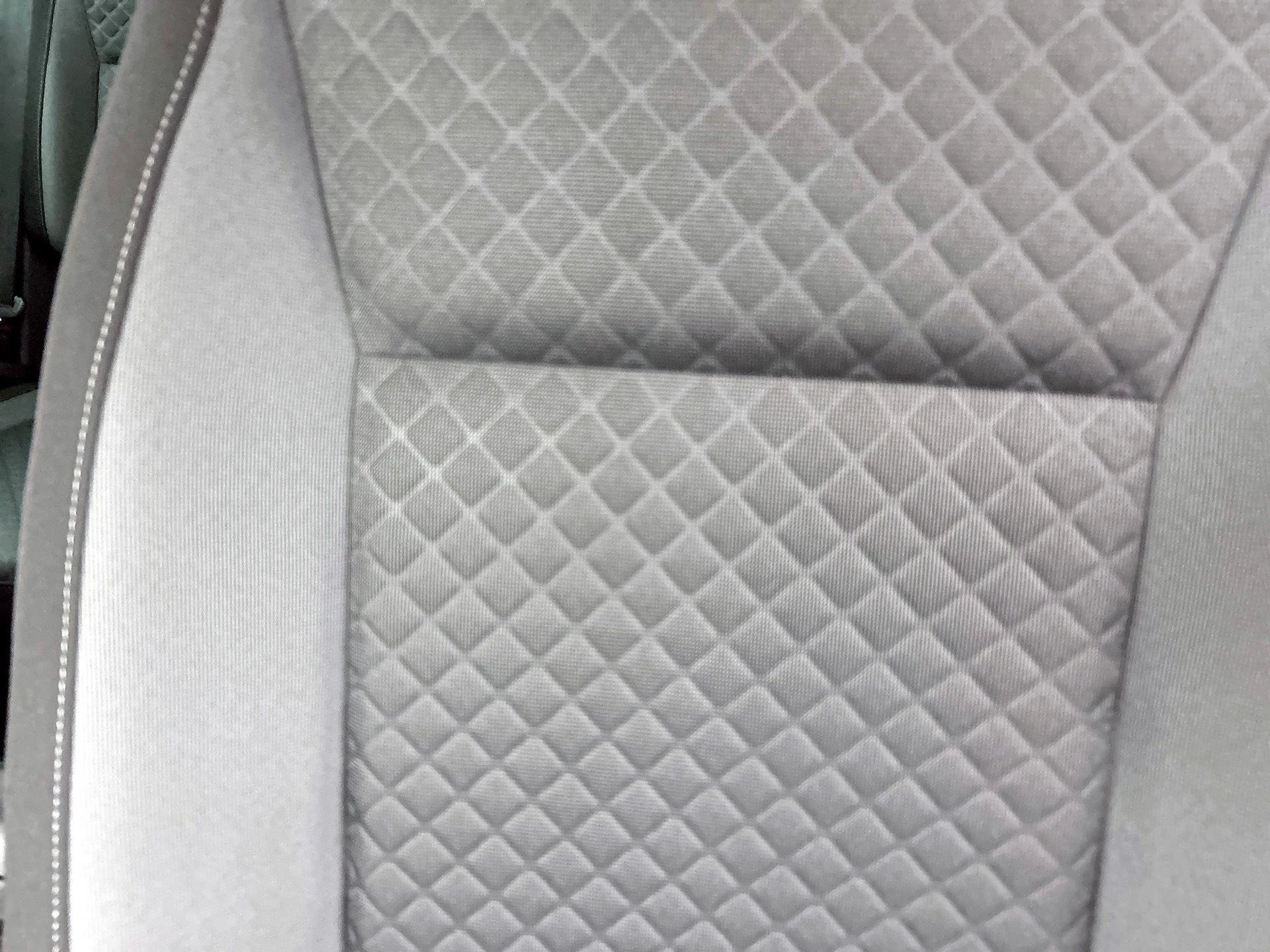 Volkswagen-Tiguan-image-14