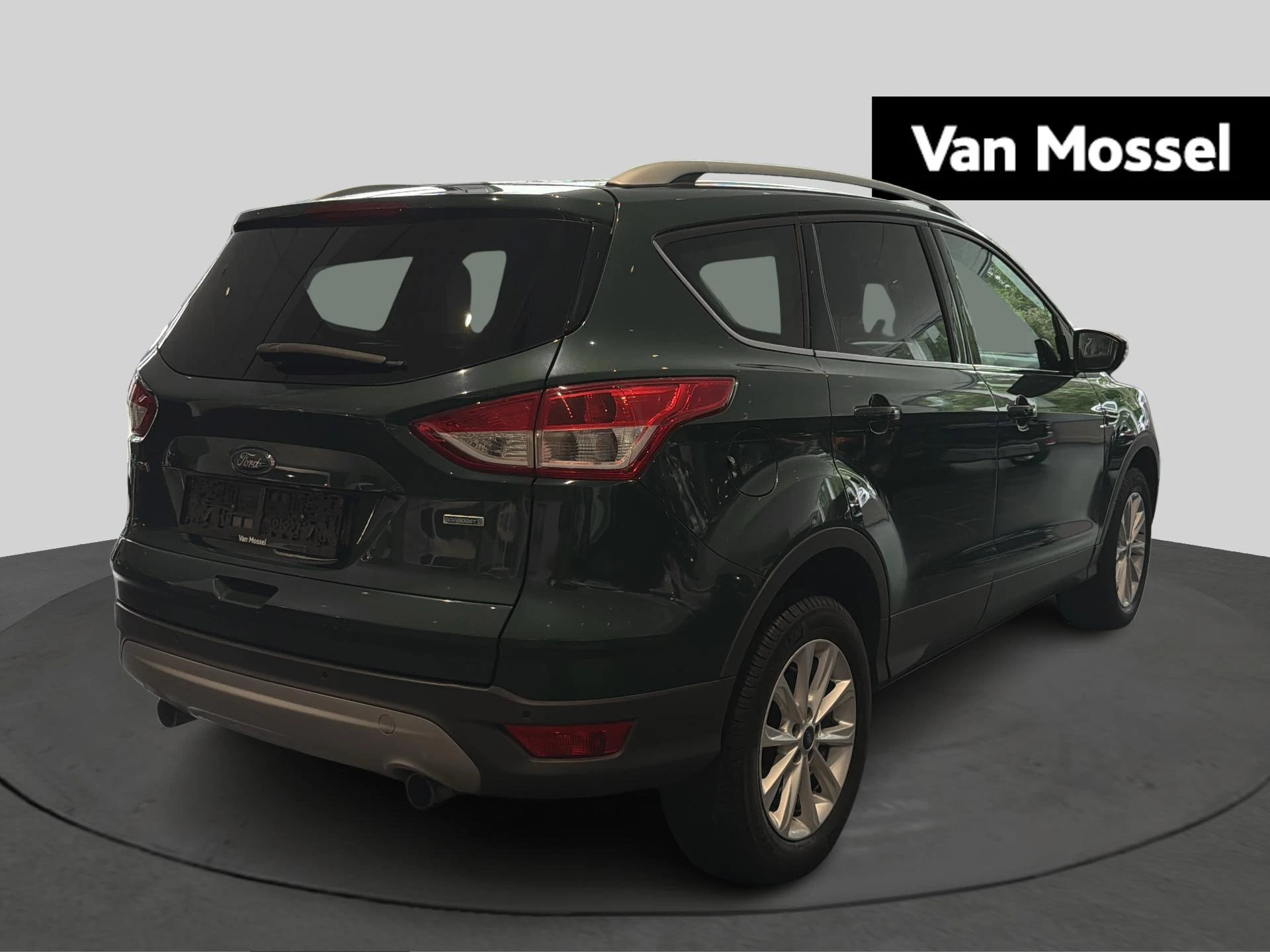 Ford Kuga 4x4 - PDC - Titanium - Unieke kleur