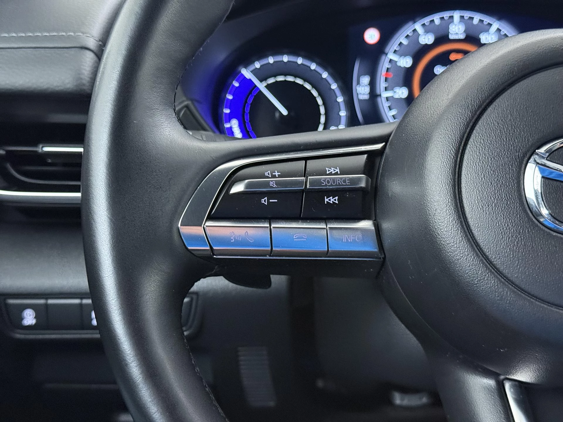 Mazda-MX-30-image-21