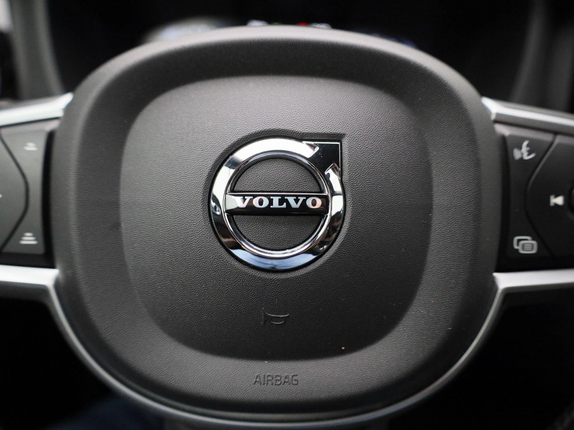Volvo XC60 B4 D Geartronic Momentum Pro