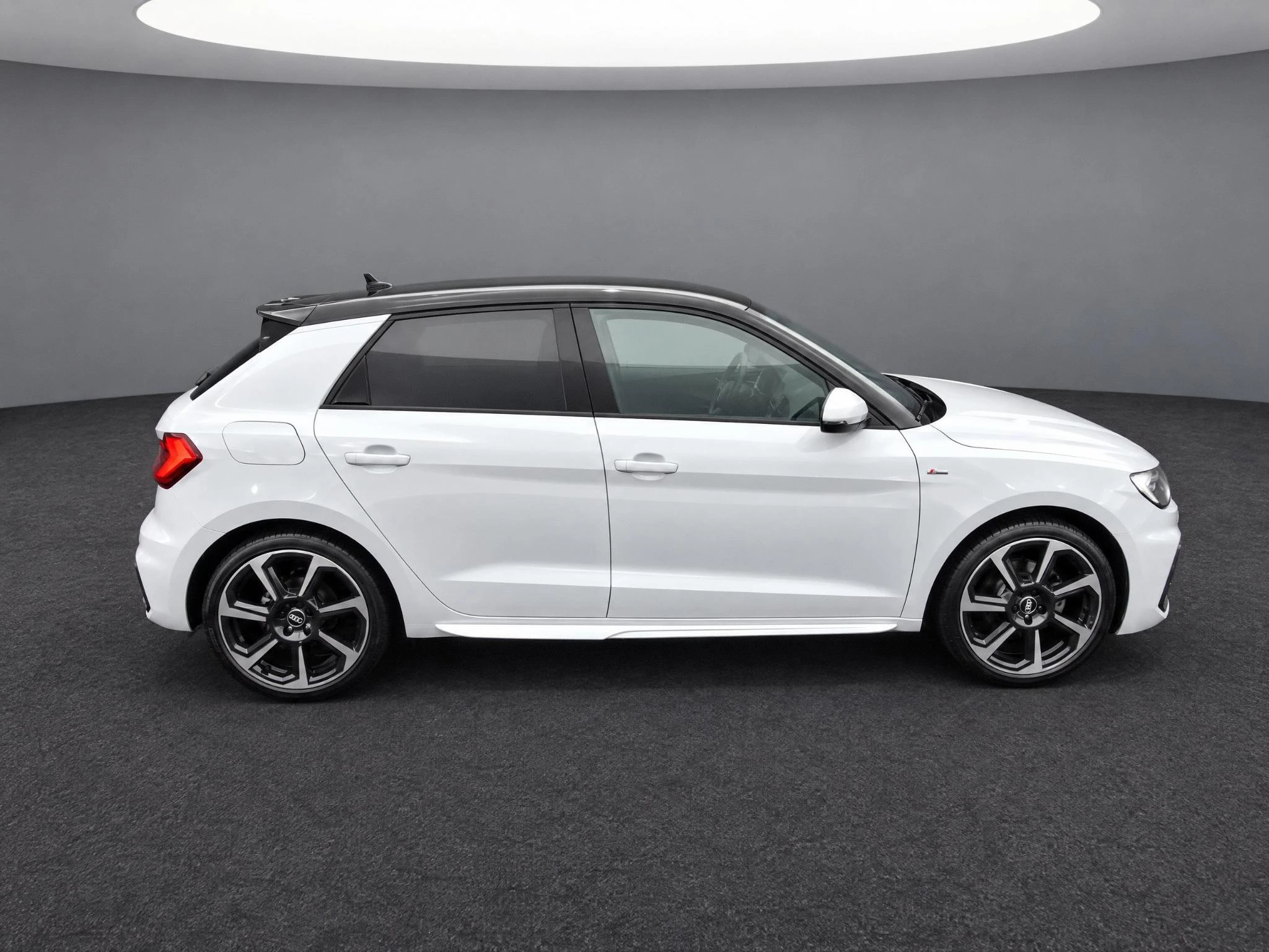 Audi-A1 Sportback-image-4