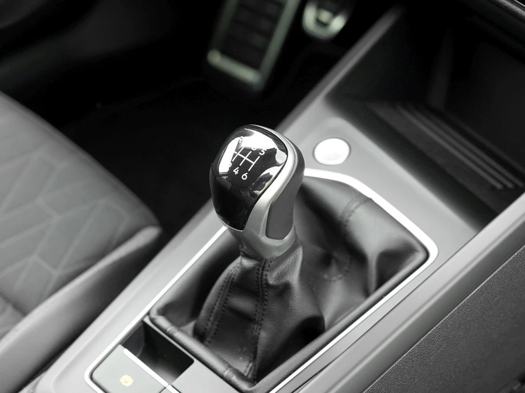 Volkswagen Golf Variant 1.5 TSI GOAL *AHK*Navi*LED-Plus*Travel -Assist*Climatronic*Sitzhzg*PDC*uvm..