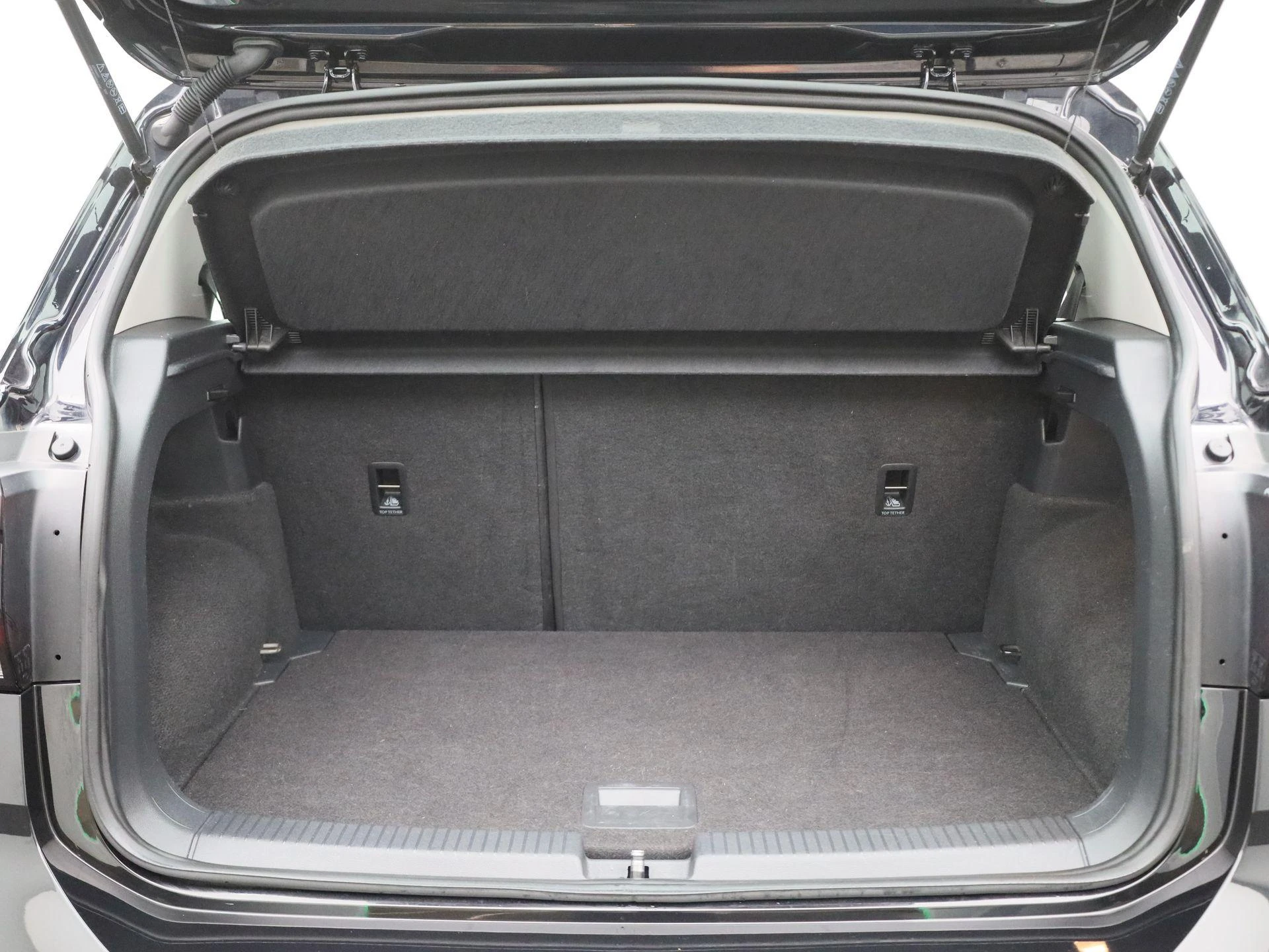 Volkswagen-T-Cross-image-13