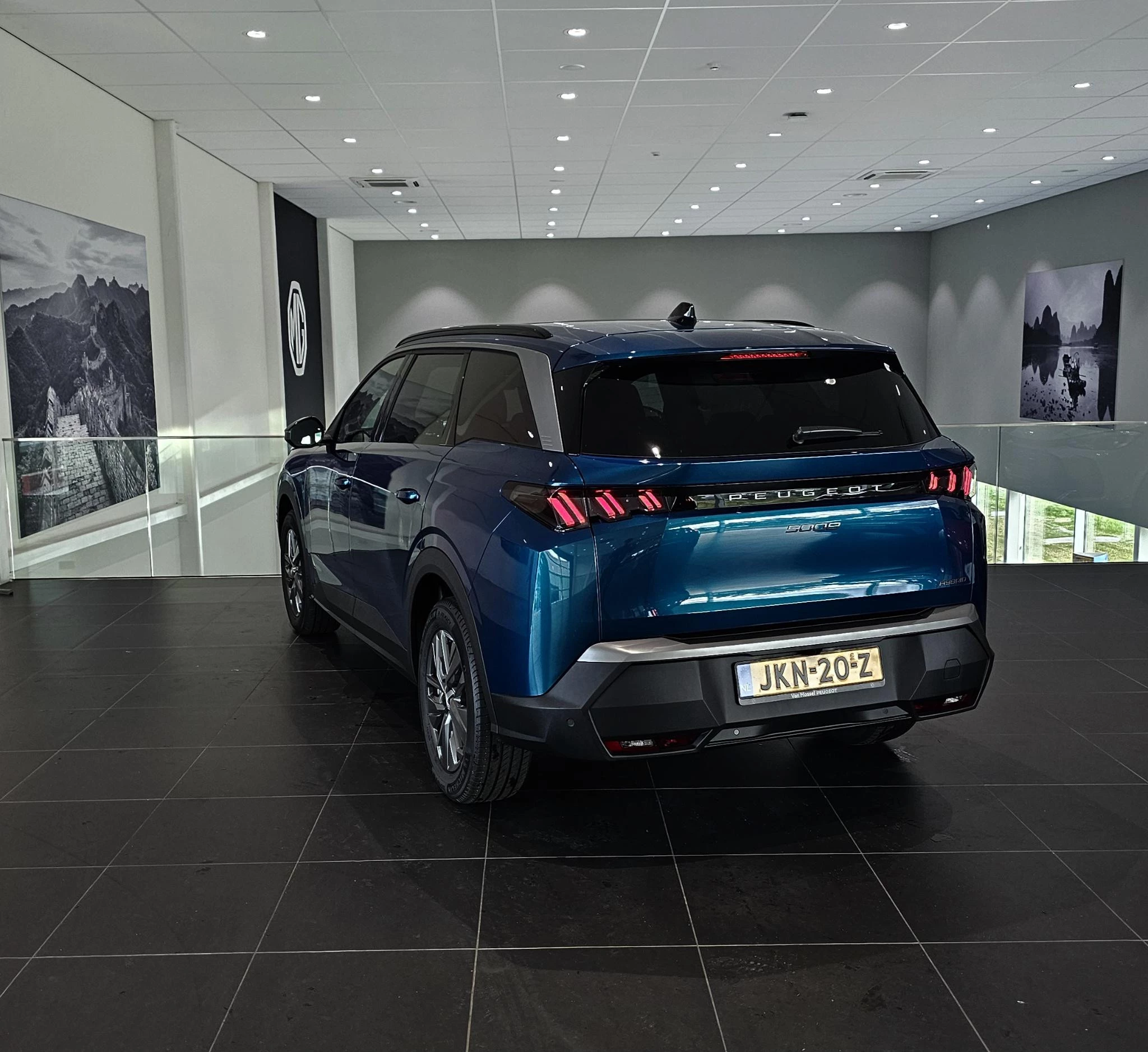 Peugeot 5008 1.2 Hybrid 145 Allure 7p