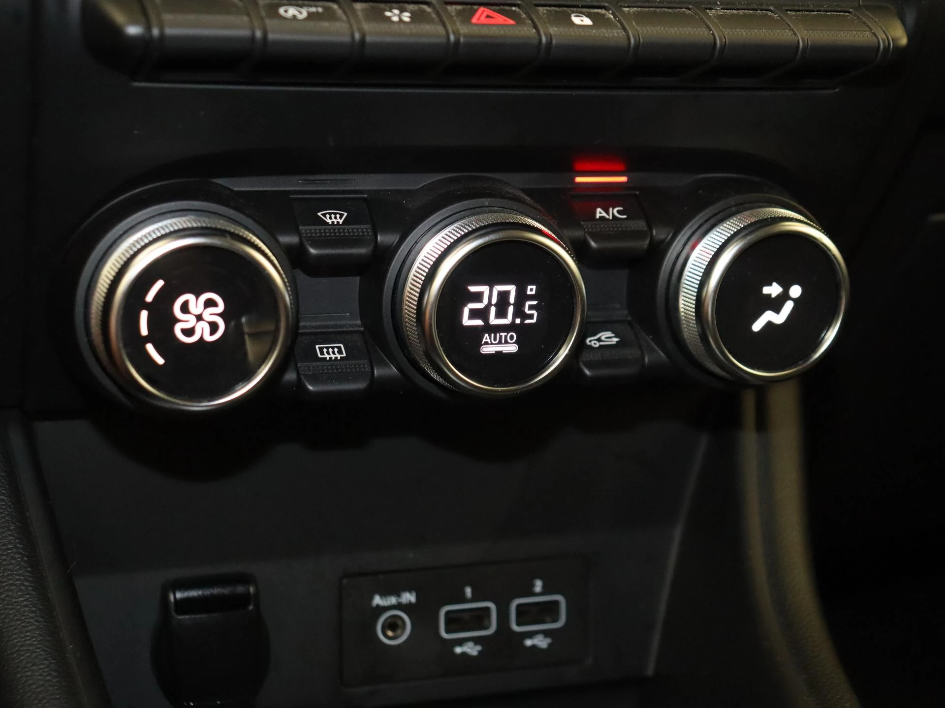 Renault-Captur-image-18