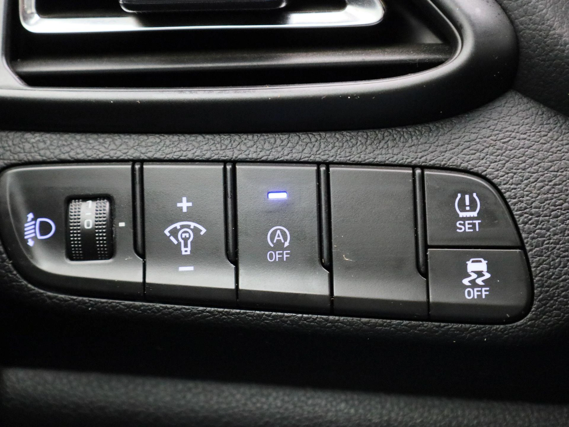 Hyundai-i30-image-20