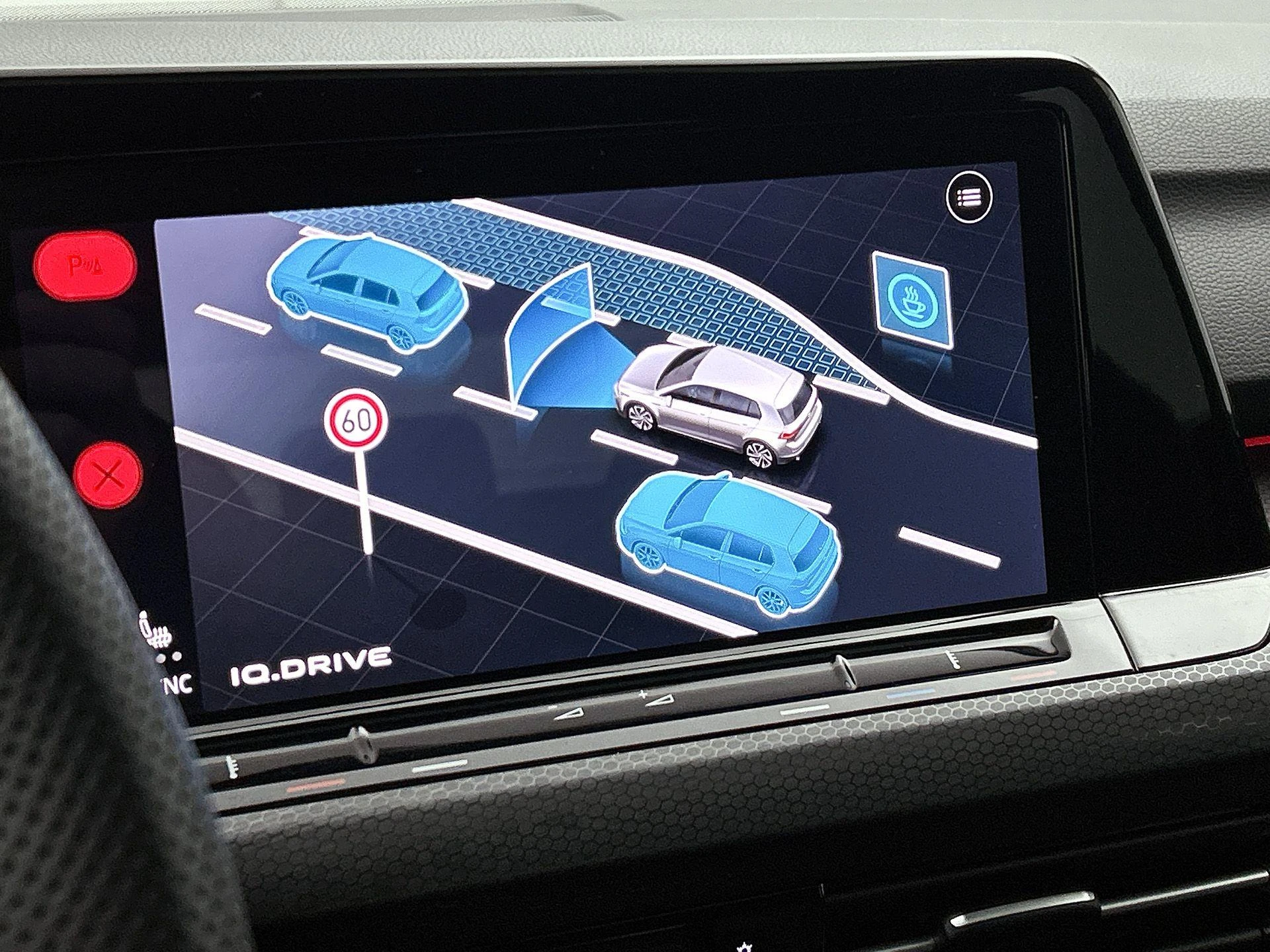 Volkswagen-Golf-image-11