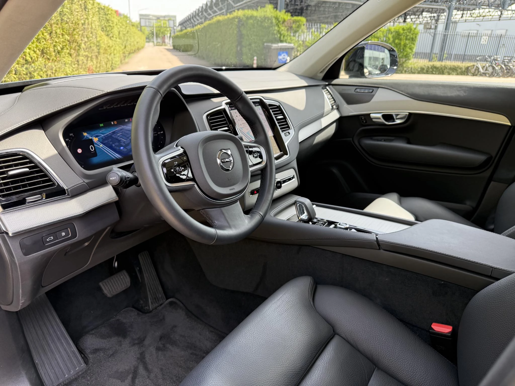 Volvo-XC90-image-28