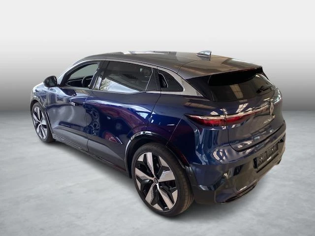 Renault-Megane E-Tech-image-4