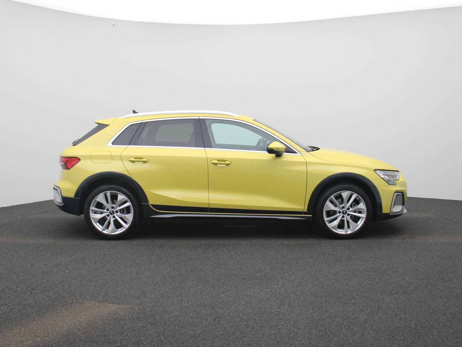 Audi A3 allstreet 40 TFSI e Advanced 204 PK