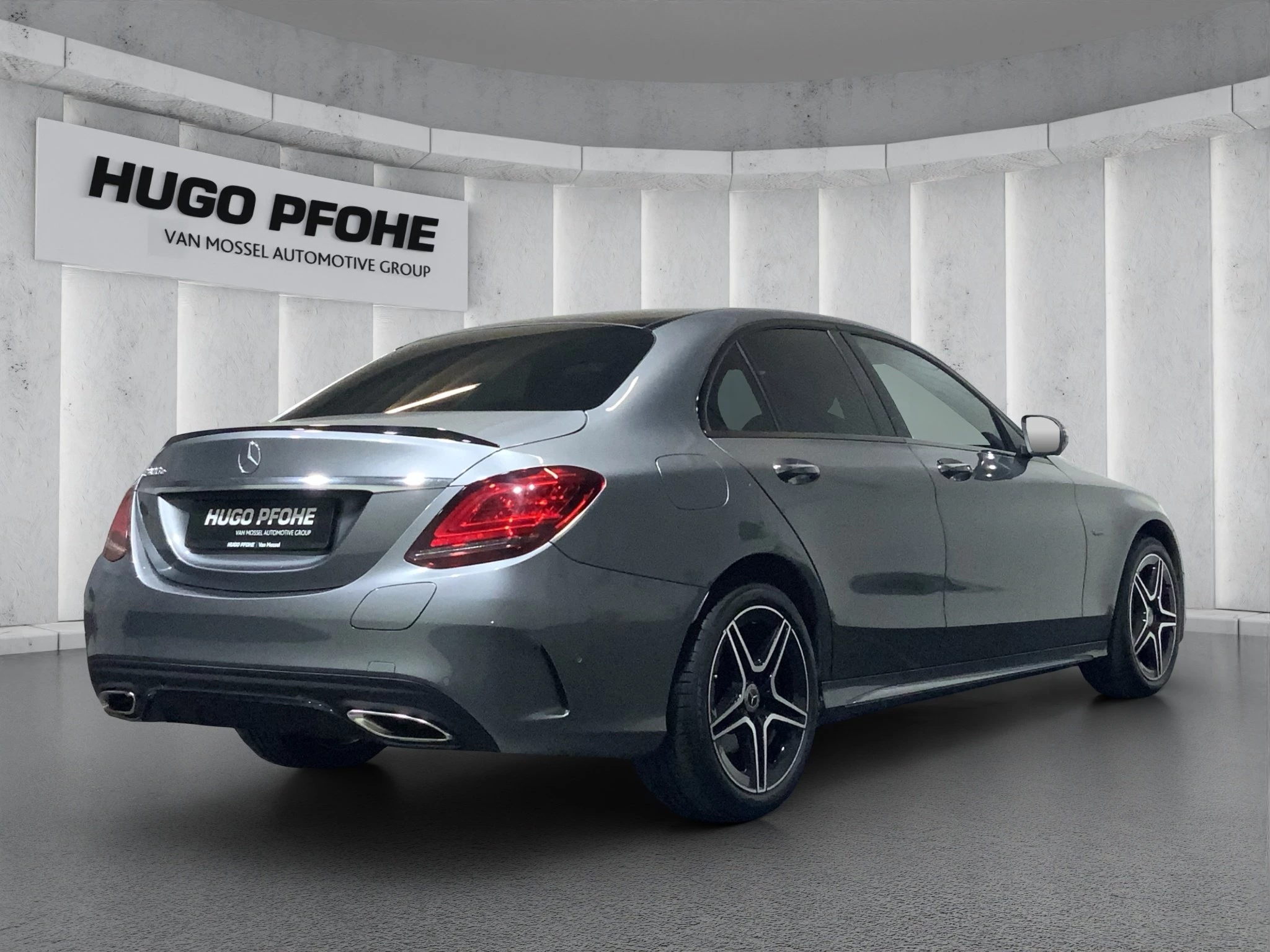 Mercedes-Benz-C-Klasse-image-3