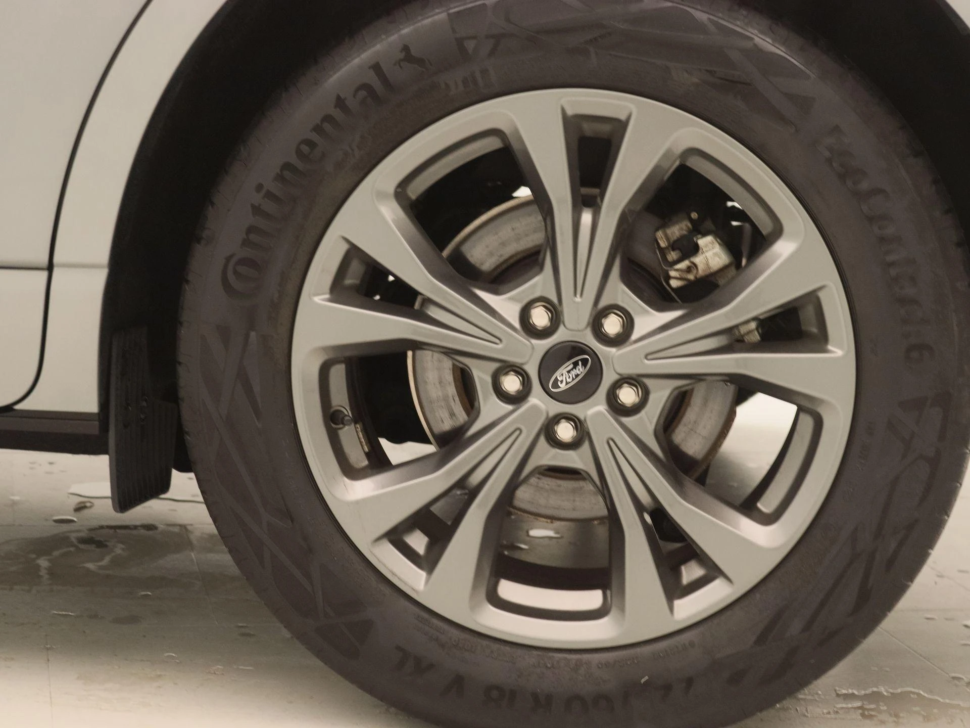 Ford-Kuga-image-16