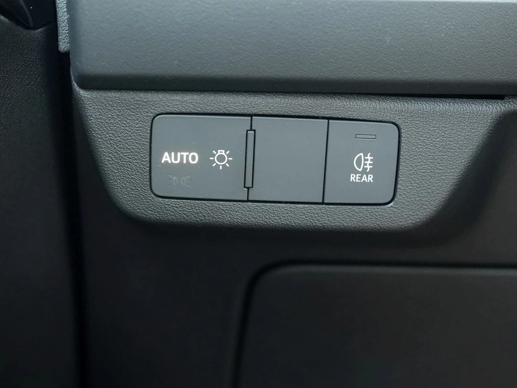 Audi Q4 e-tron 35 Navi ACC Panorama Kamera ACC PDC+
