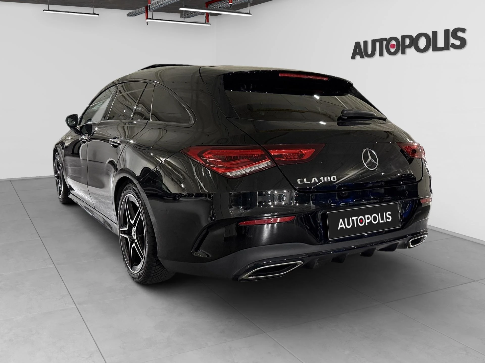Mercedes-Benz-CLA-image-19