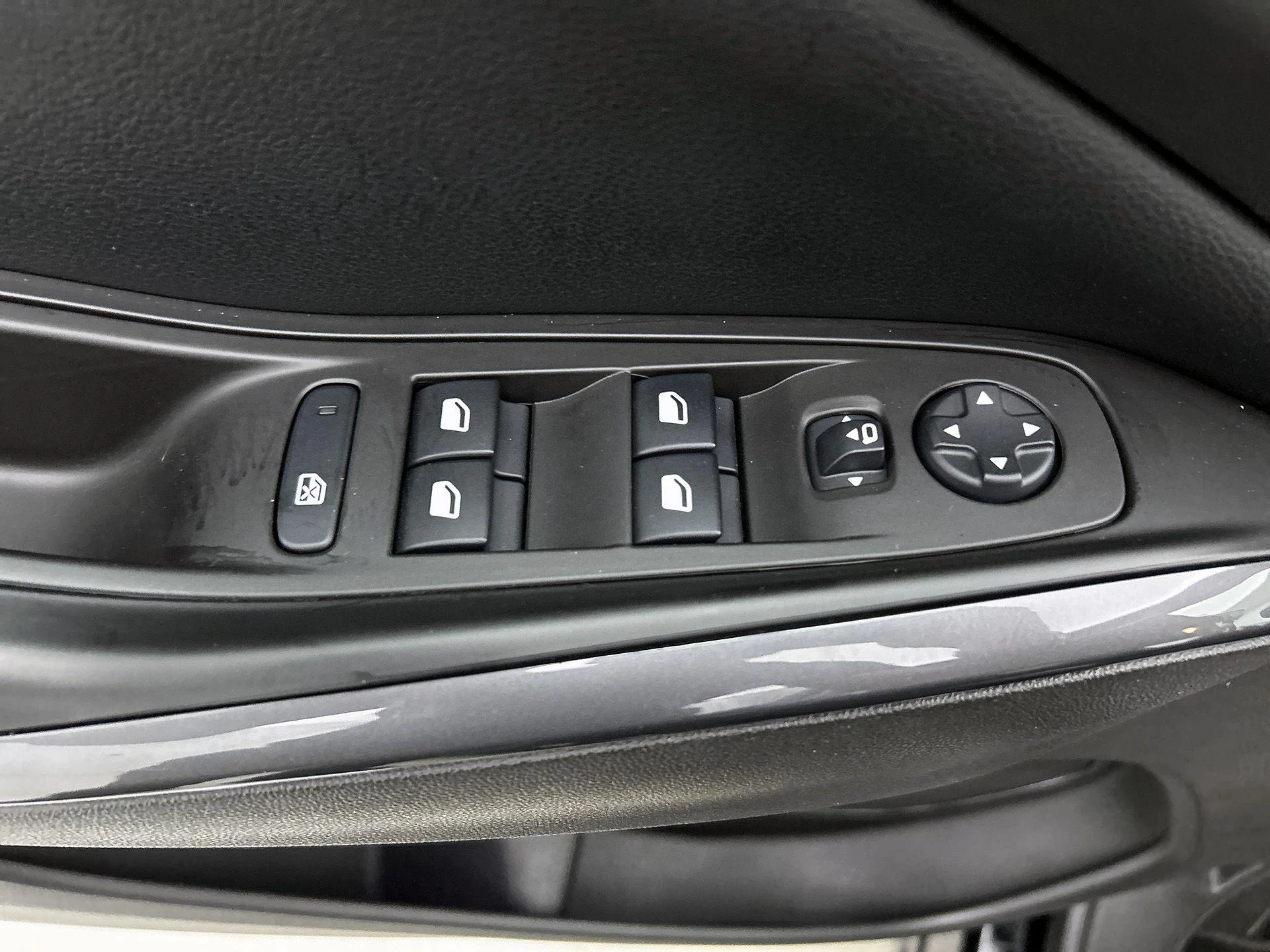 Opel-Grandland X-image-31