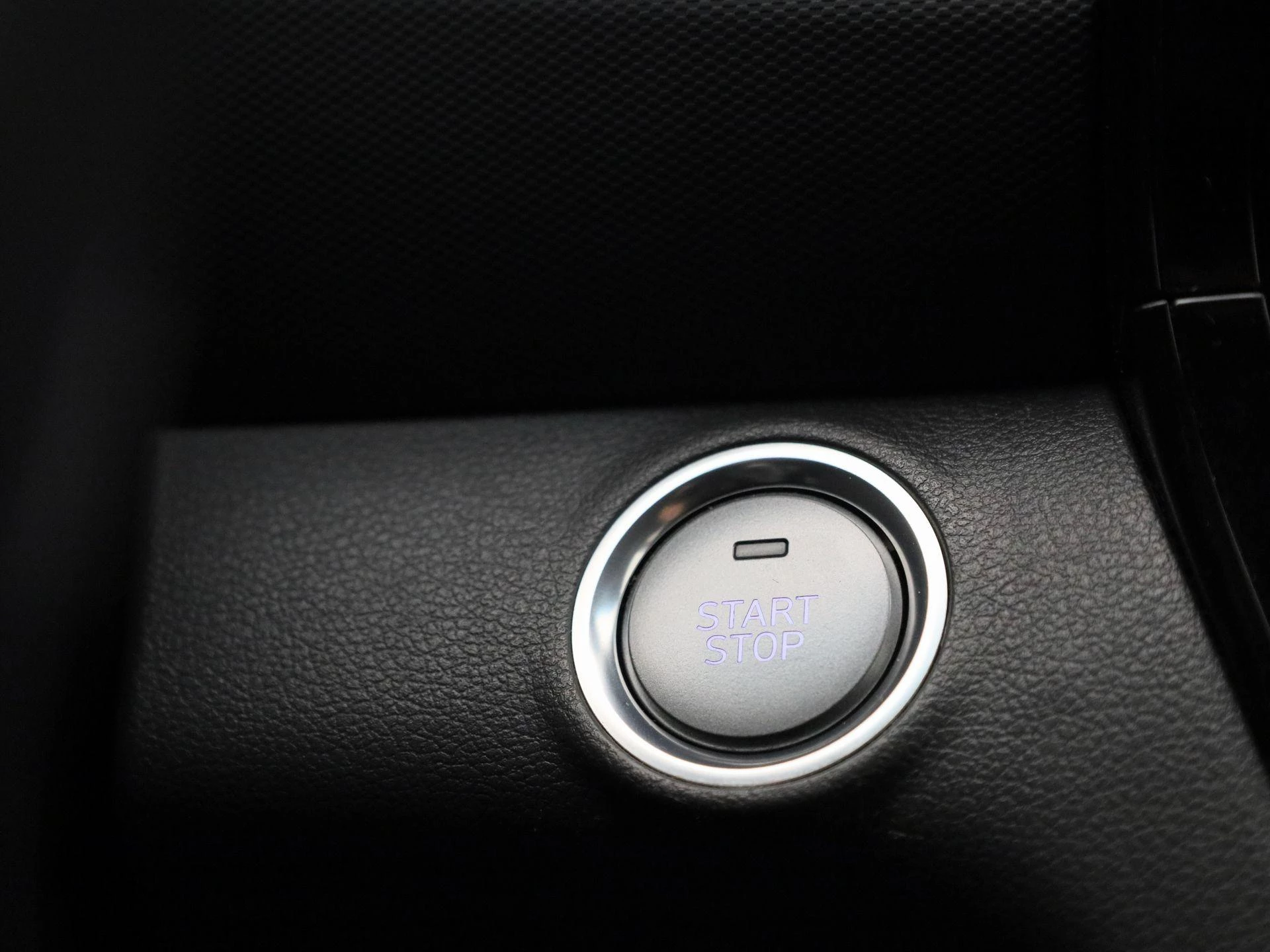 Hyundai-IONIQ-image-24