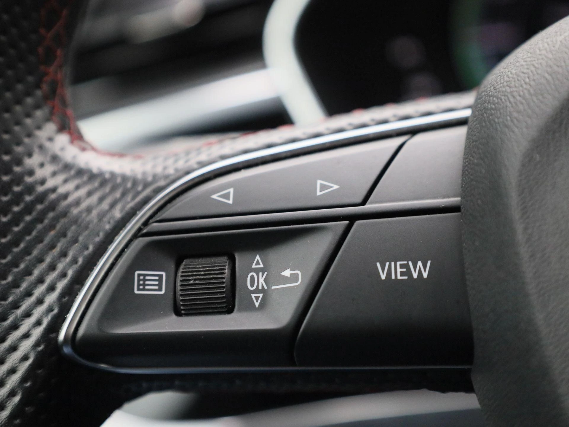 Audi-Q3-image-18