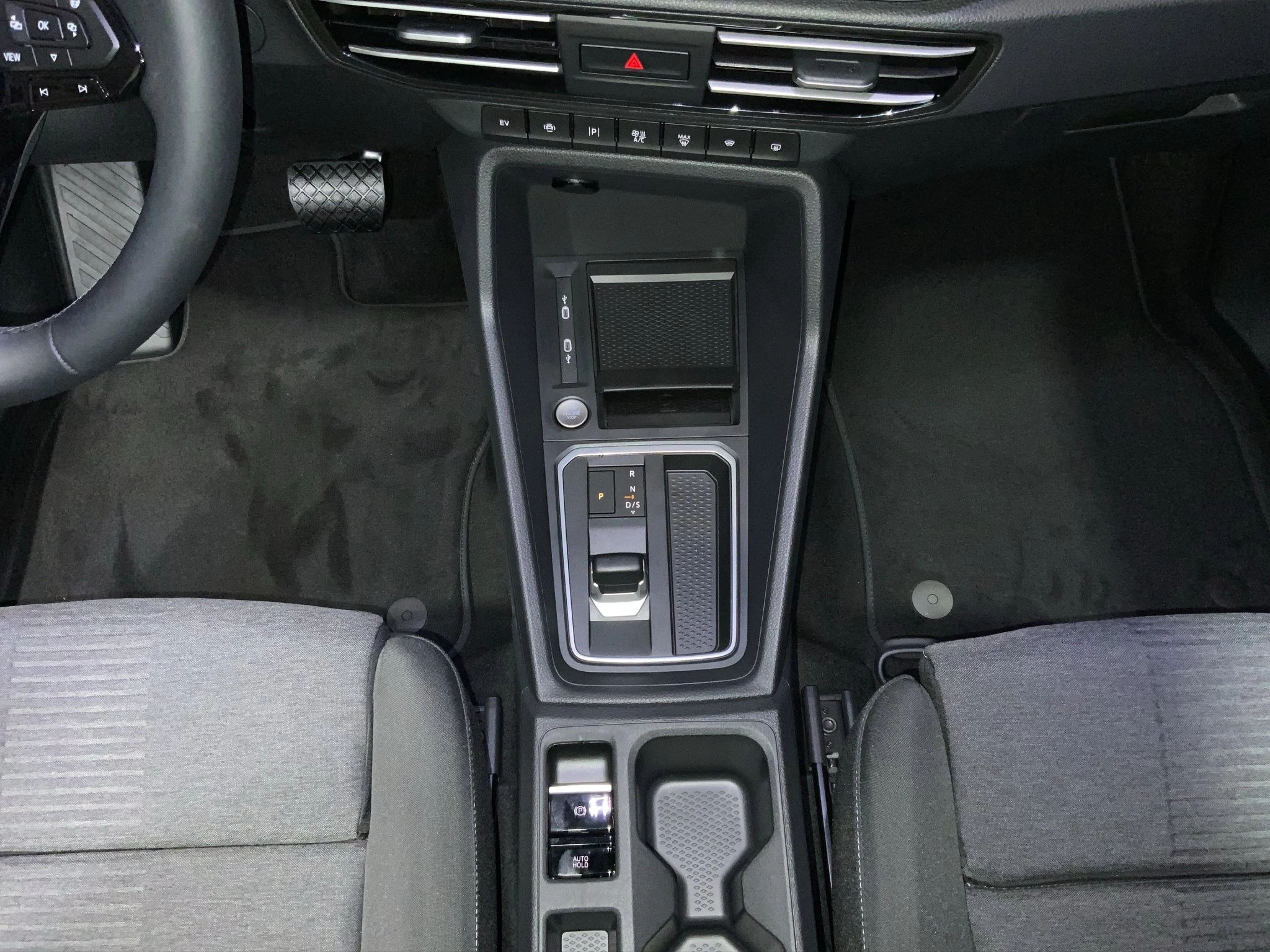 Ford Tourneo Connect Grand Active L2 1.5 l EcoBoost PHEV 110 kW