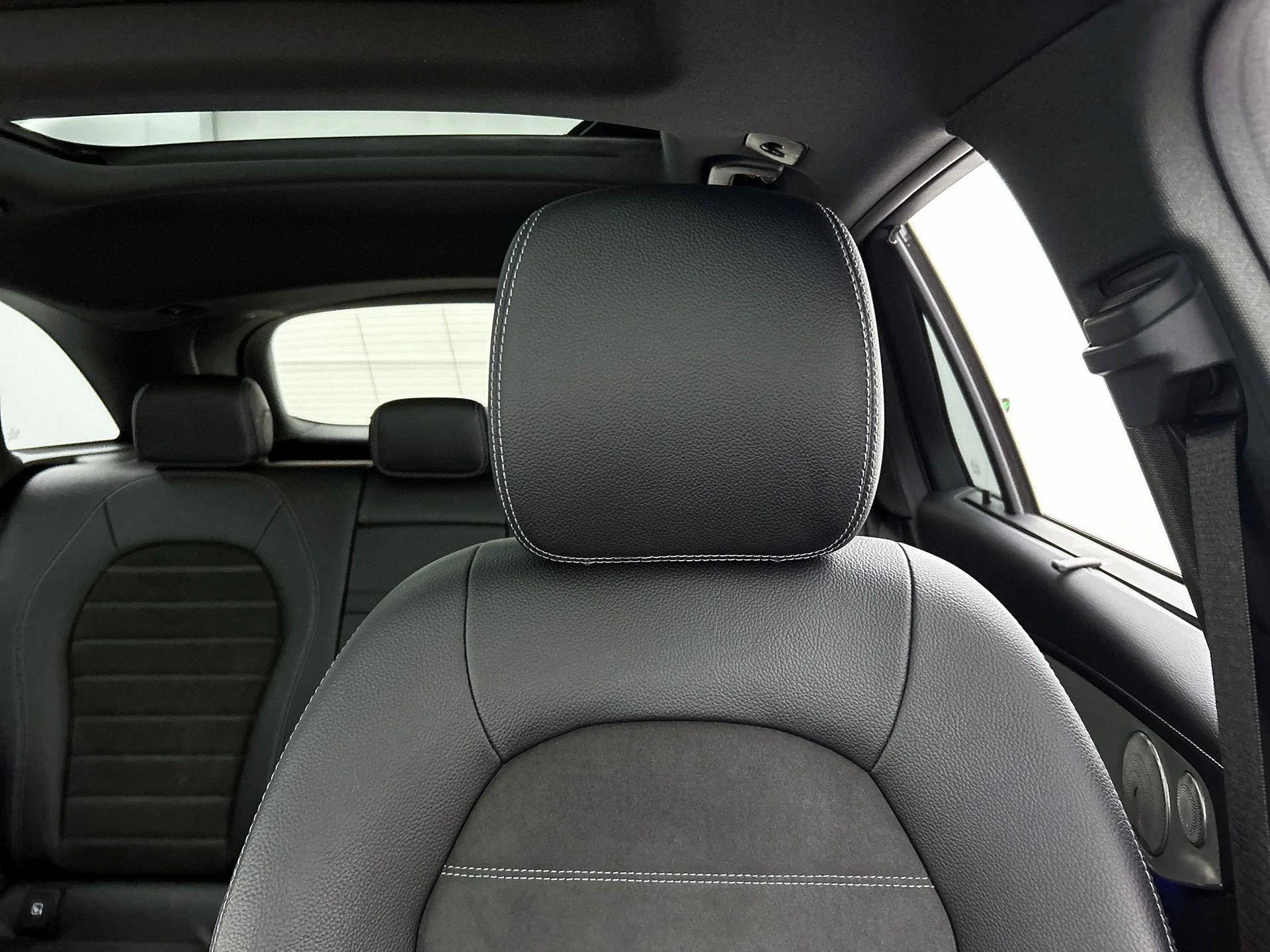 Mercedes-Benz-GLC-image-9