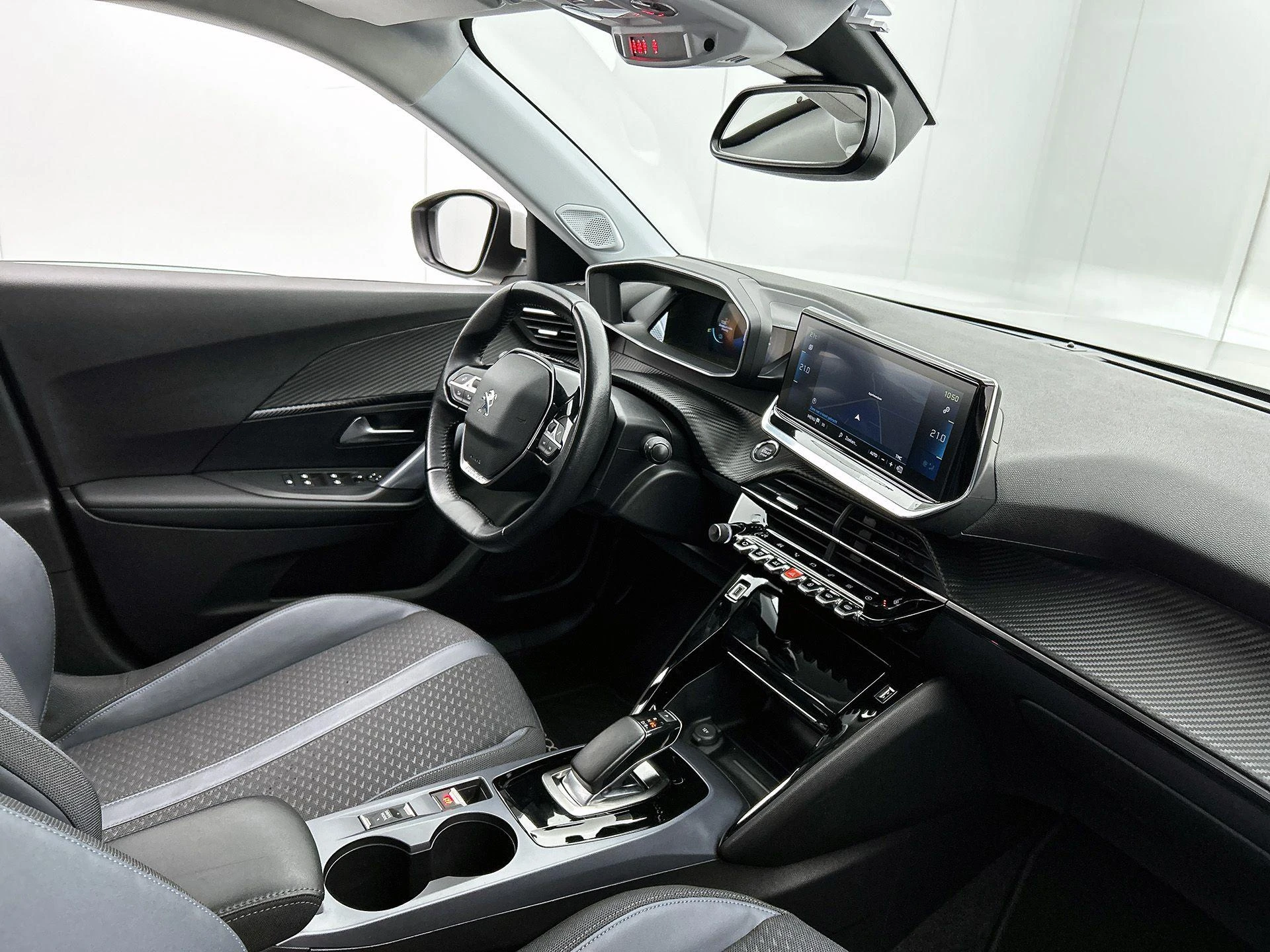 Peugeot-e-2008-image-20