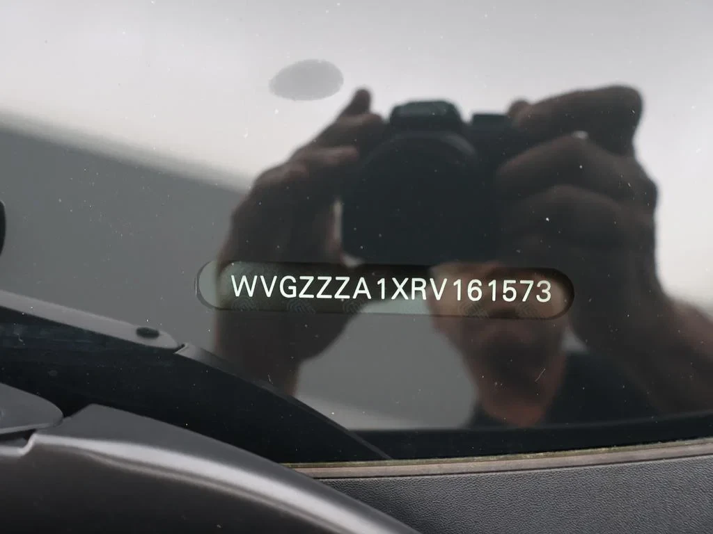 Volkswagen-T-Roc-image-6