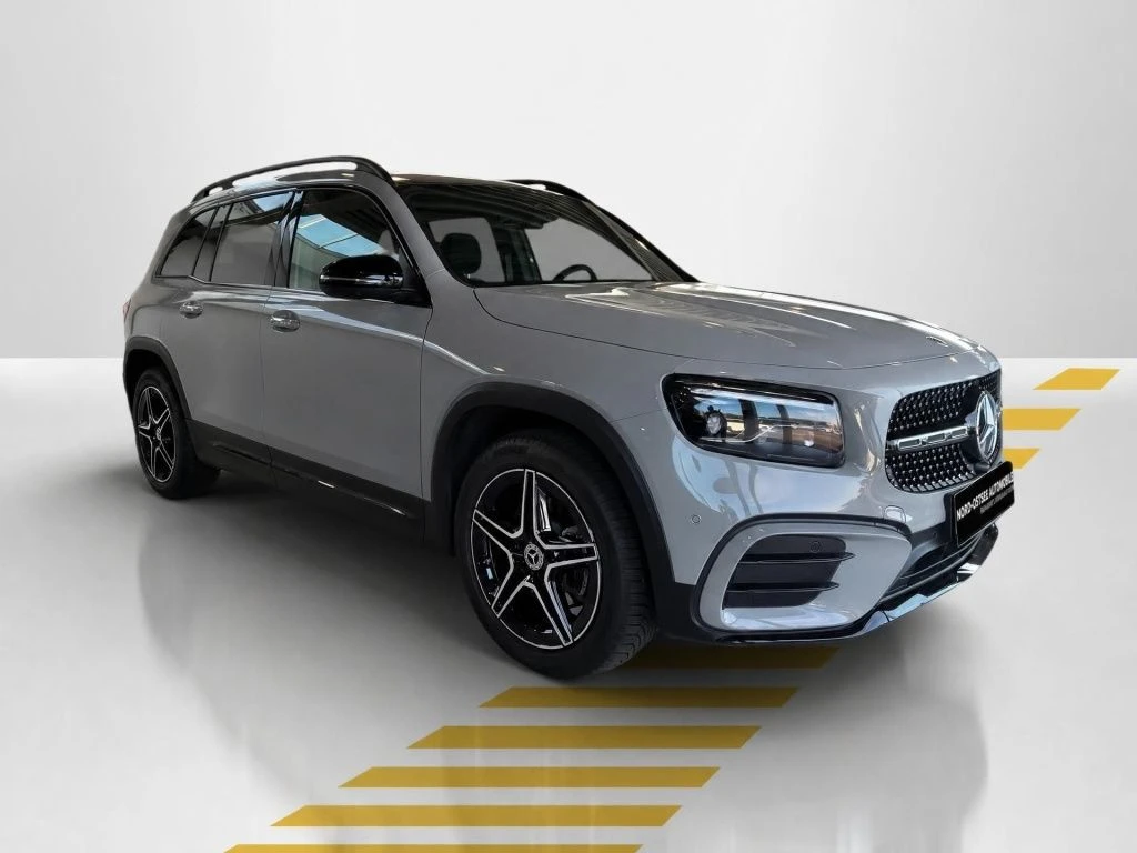 Mercedes-Benz-GLB 200-image-16