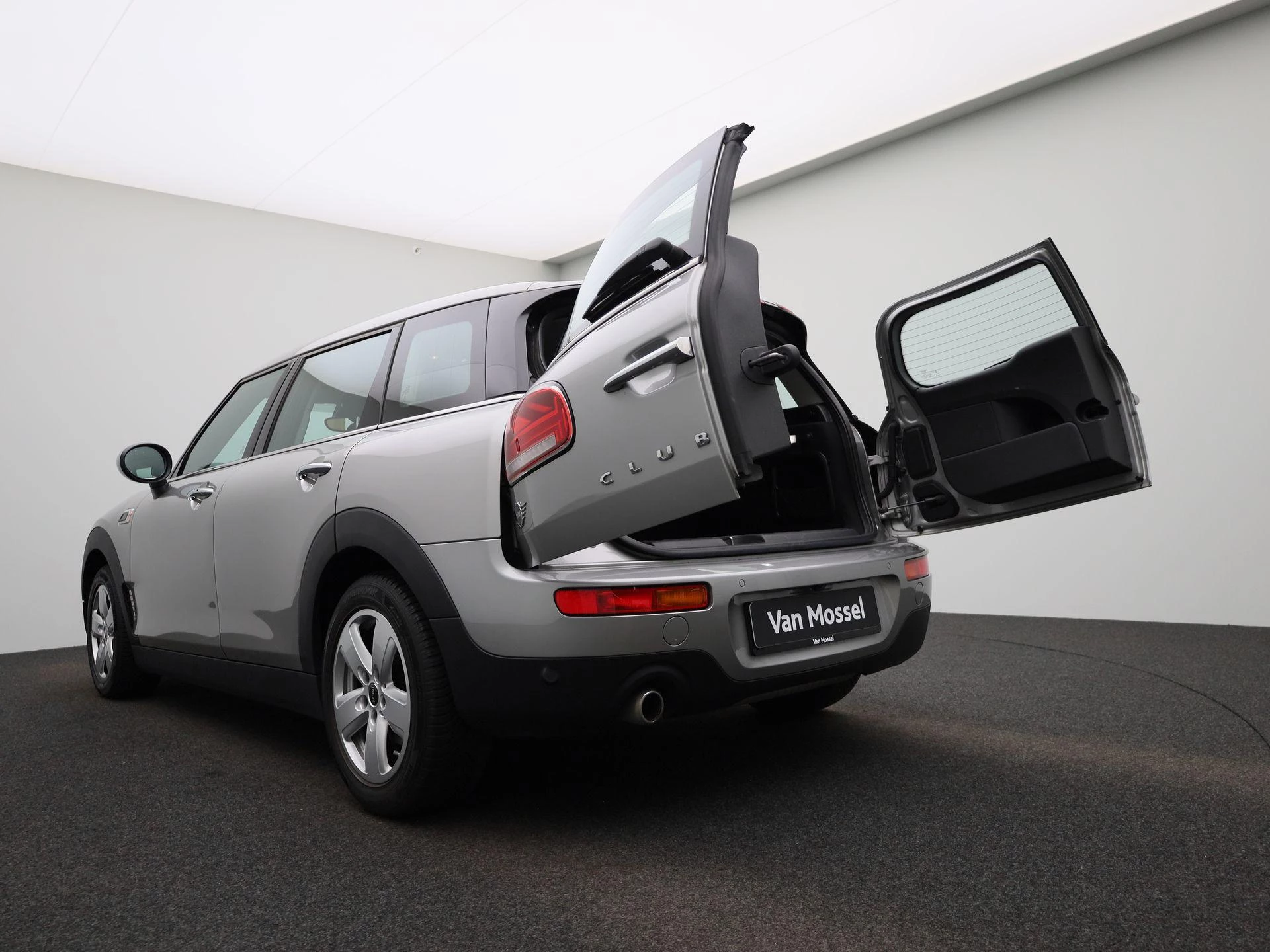 MINI Clubman Cooper (100 kW)