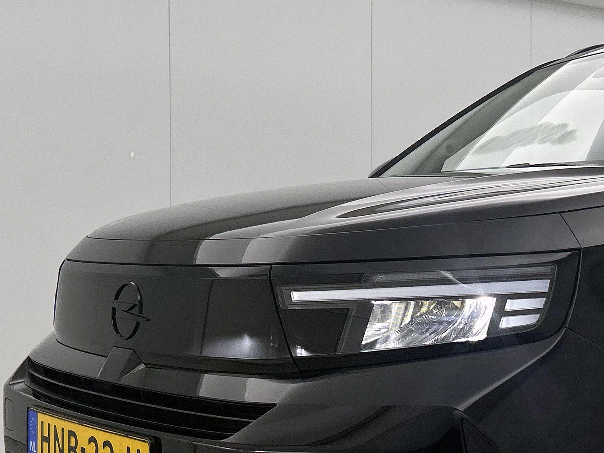 Opel-Frontera-image-15