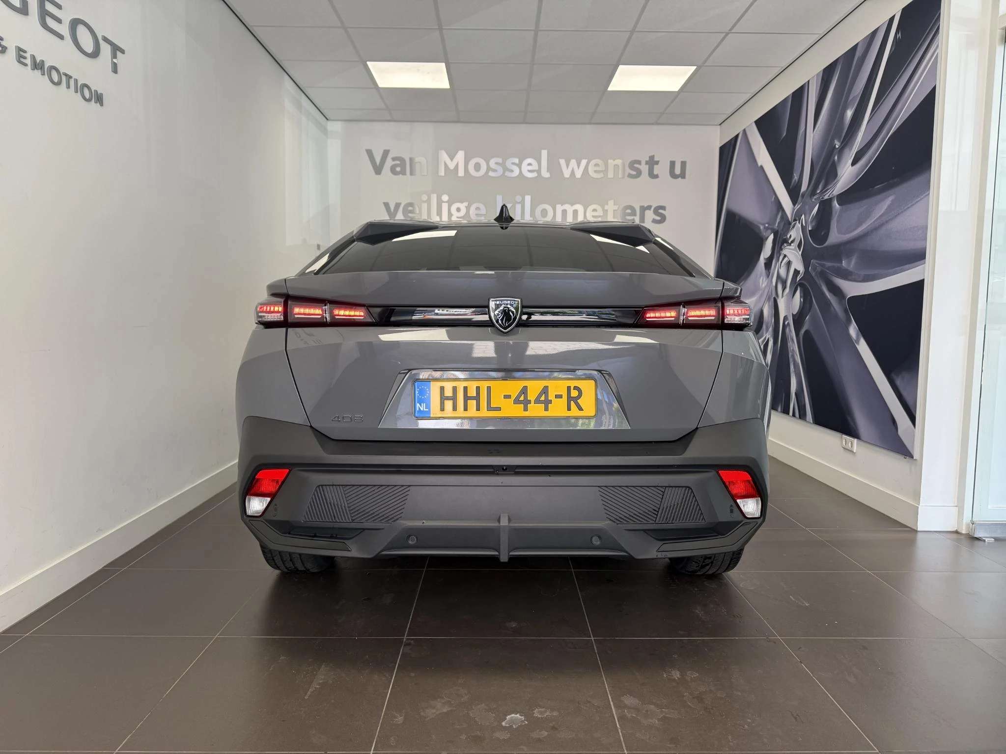 Peugeot-408-image-3