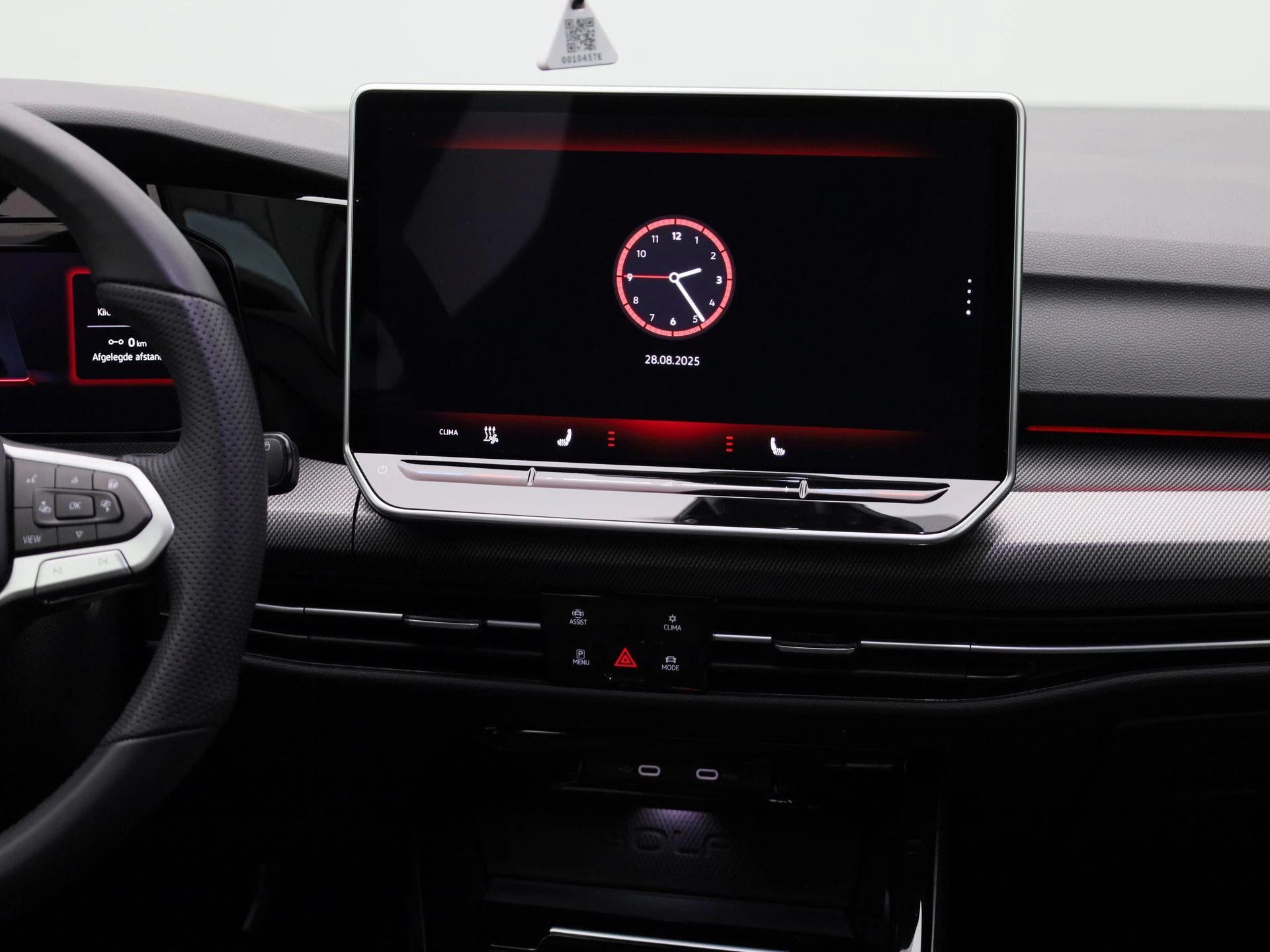 Volkswagen-Golf-image-8
