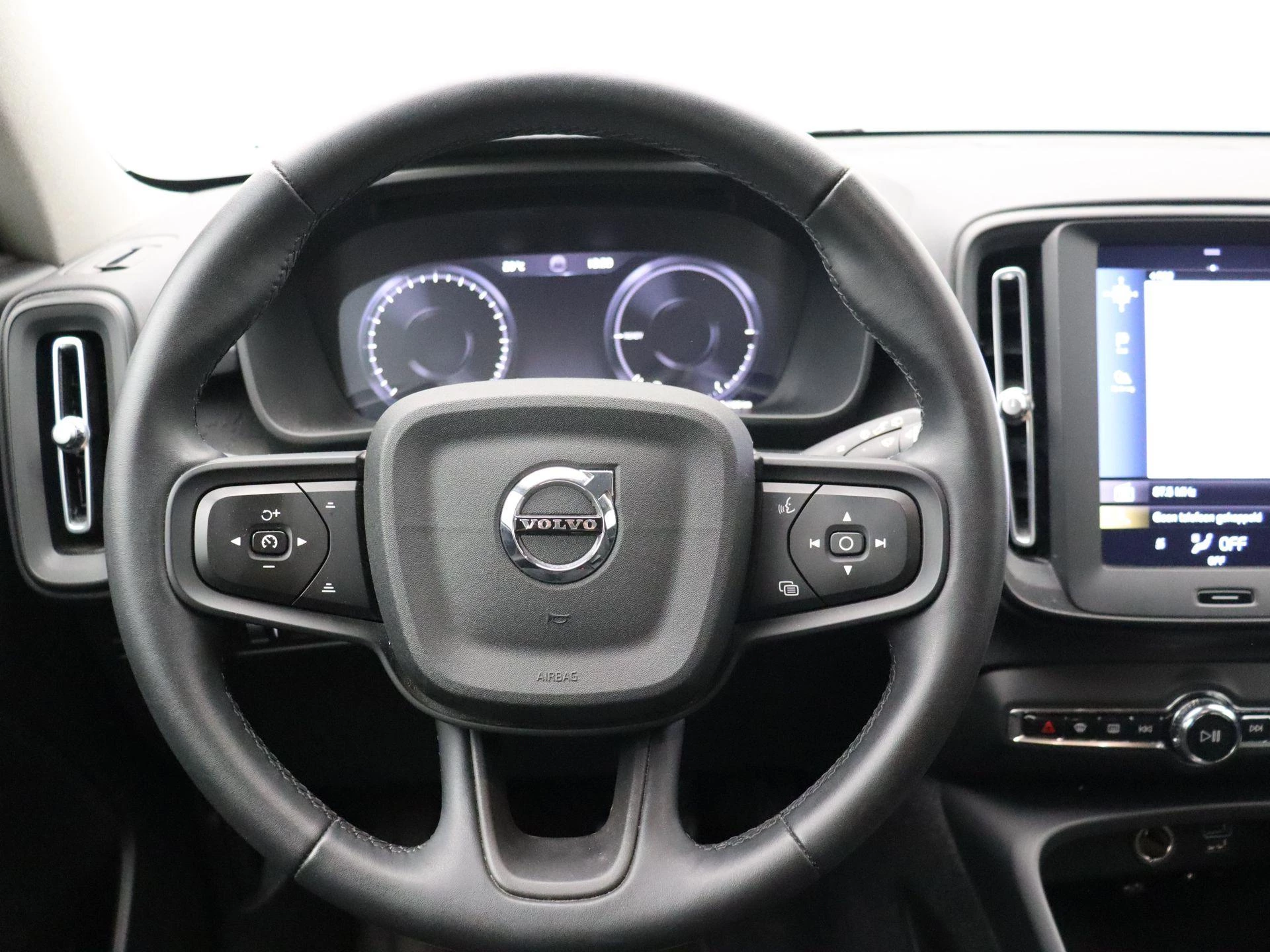 Volvo XC40 T4 PHEV PDC A | Cruise | LED