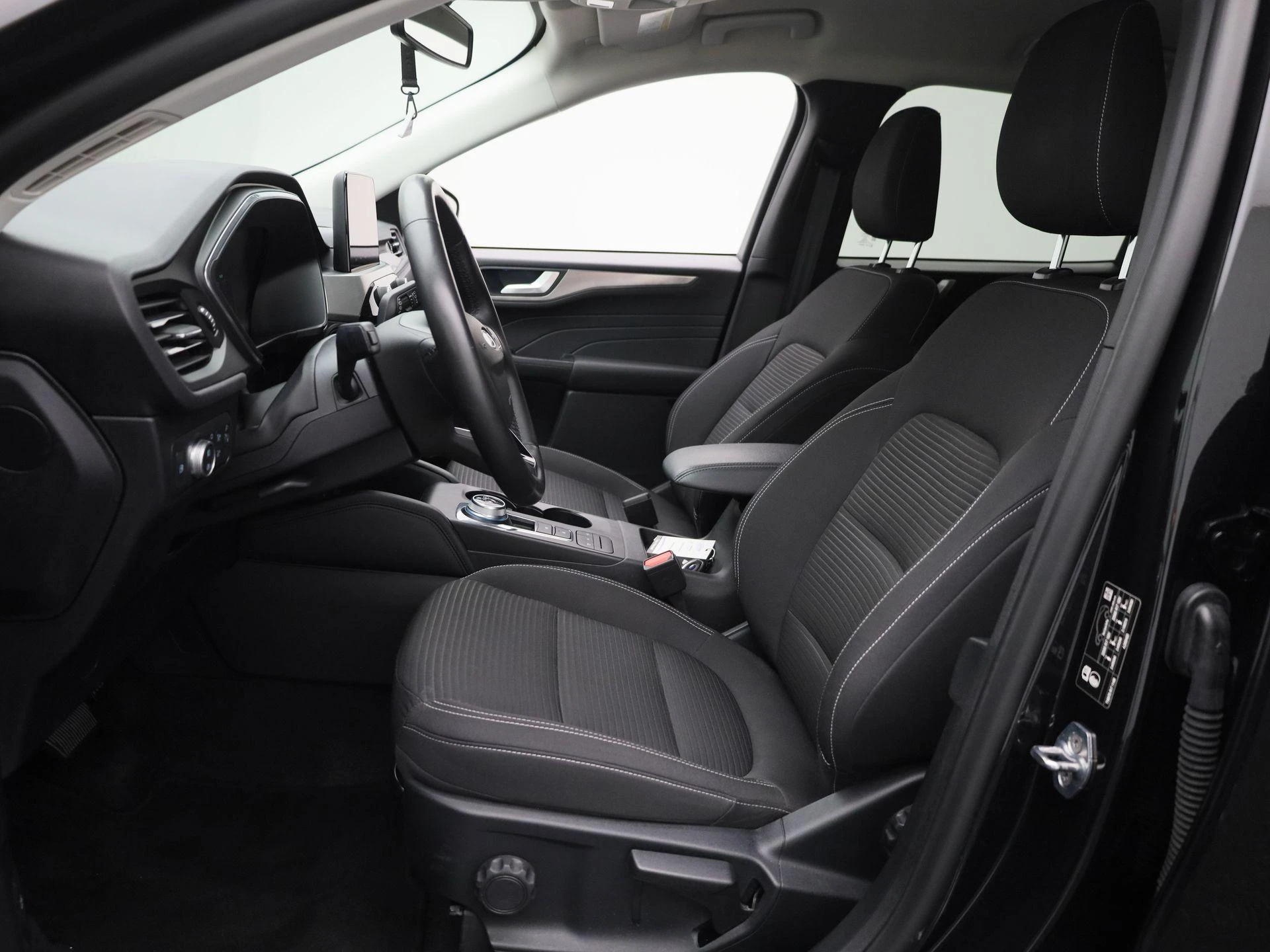 Ford-Kuga-image-9