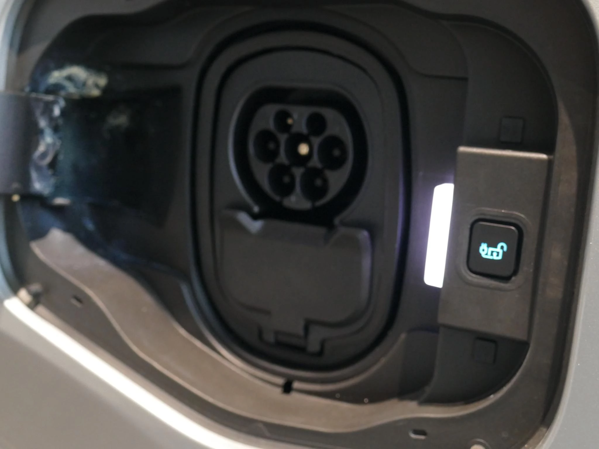 Ford-Transit Courier-image-27