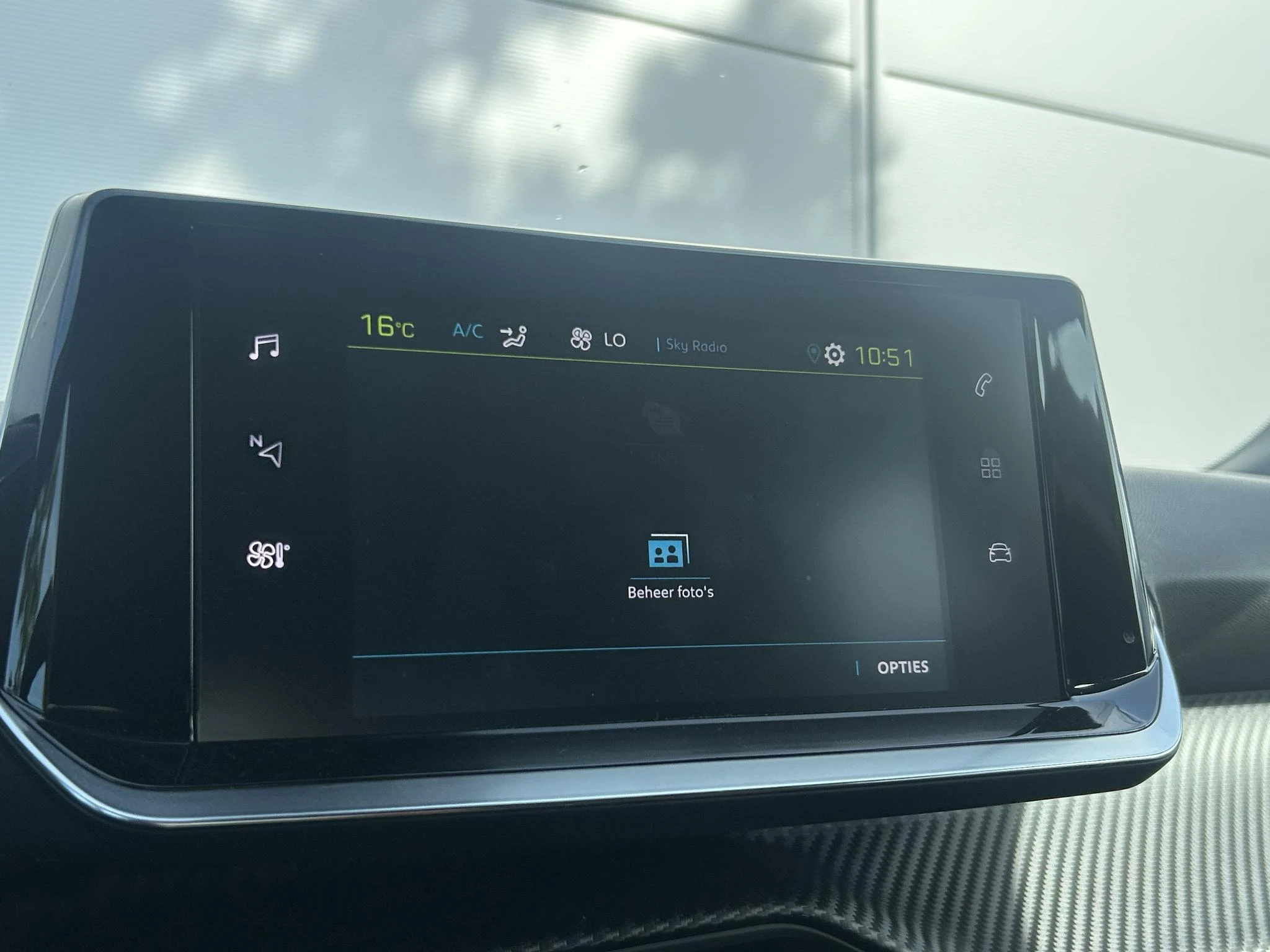 Peugeot-e-2008-image-20
