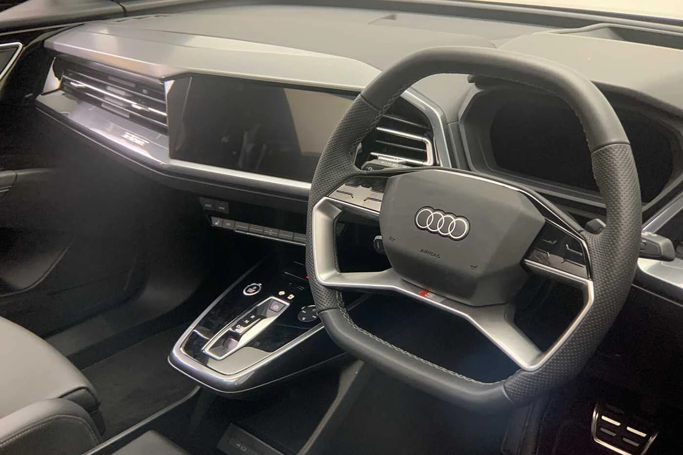 Audi-Q4 Sportback e-tron-image-5