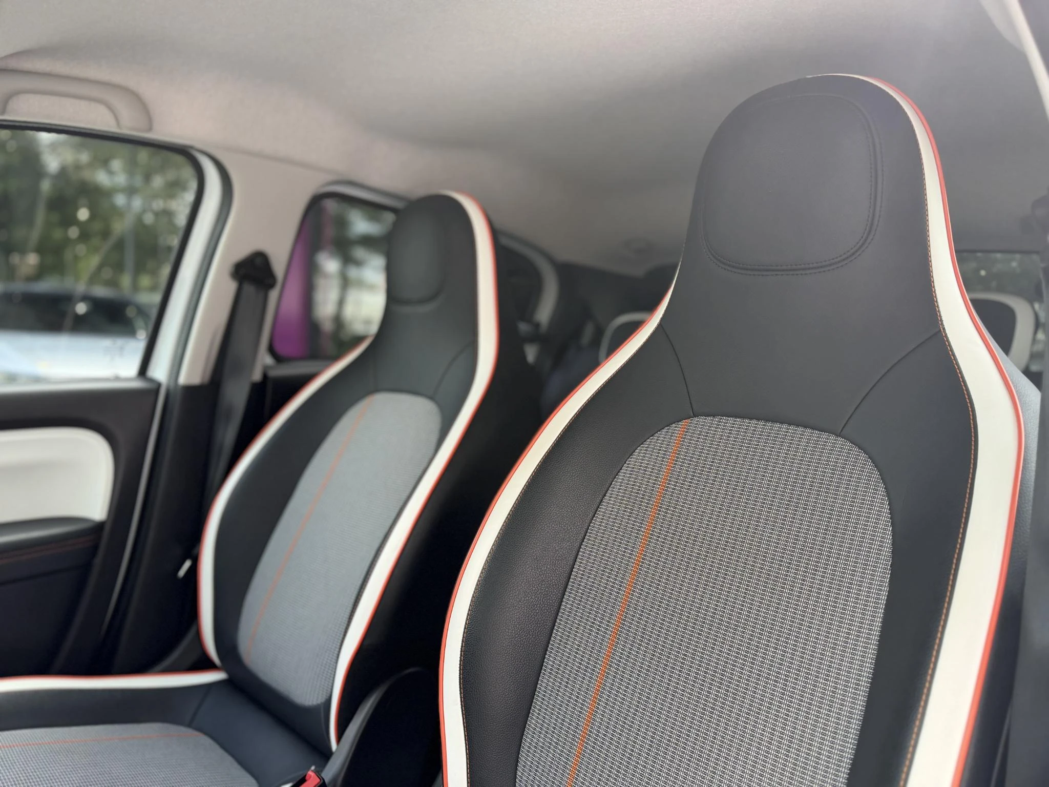 Renault Twingo Z.E. R80 Série Limitée Vibes