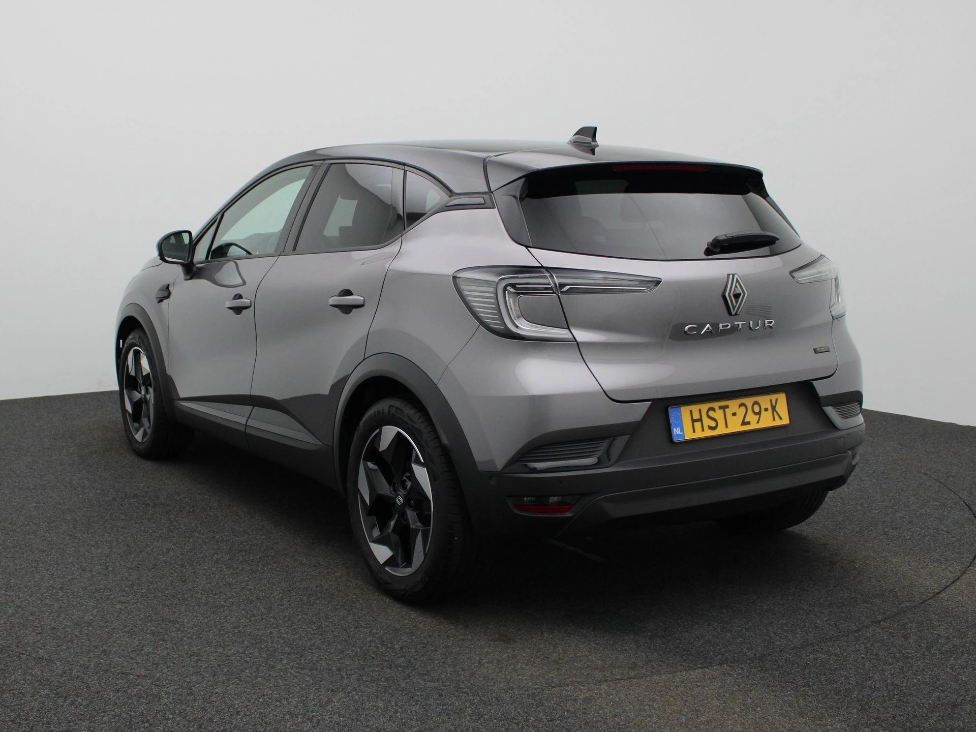 Renault-Captur-image-1
