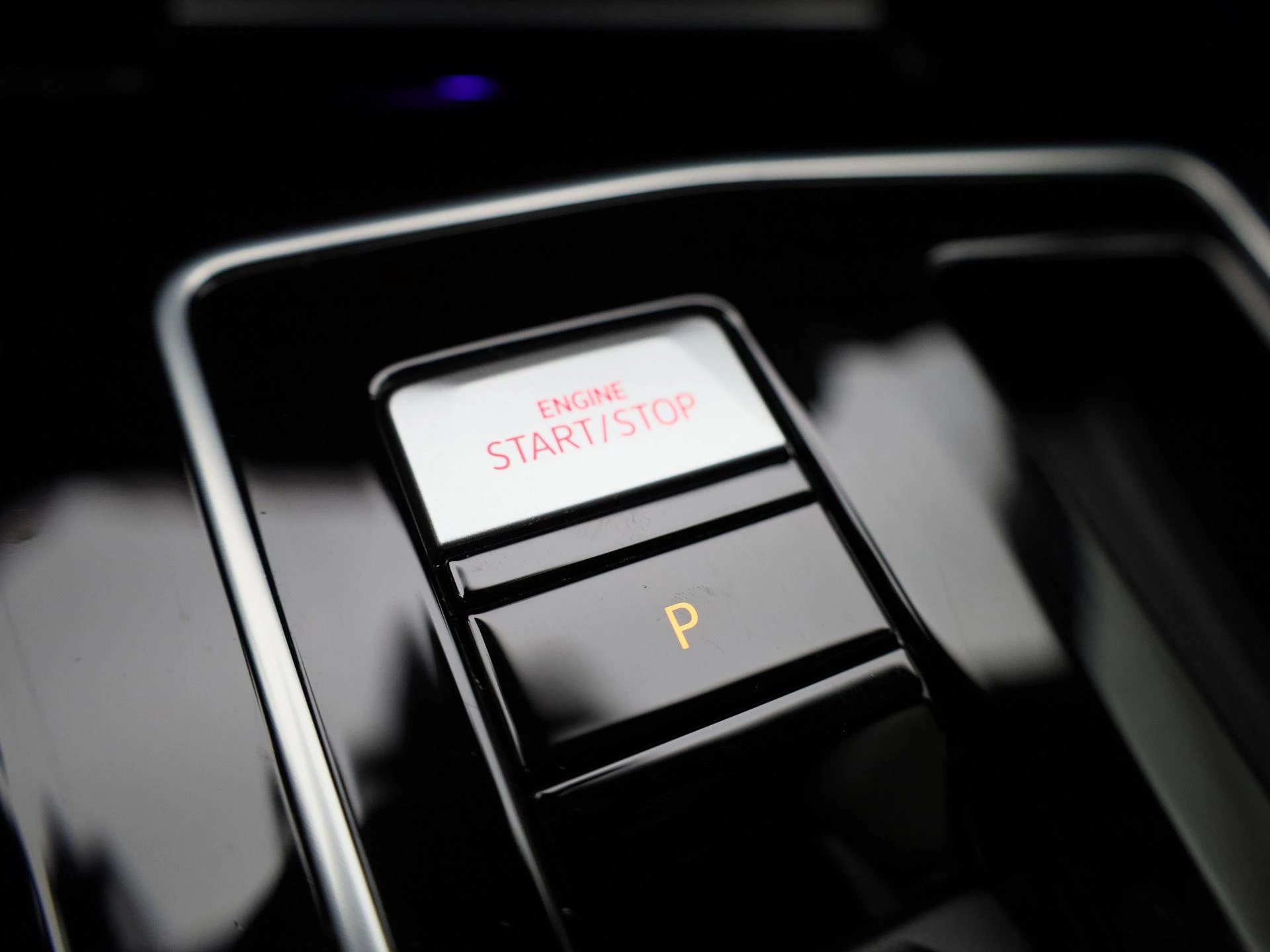 Volkswagen-Golf-image-31